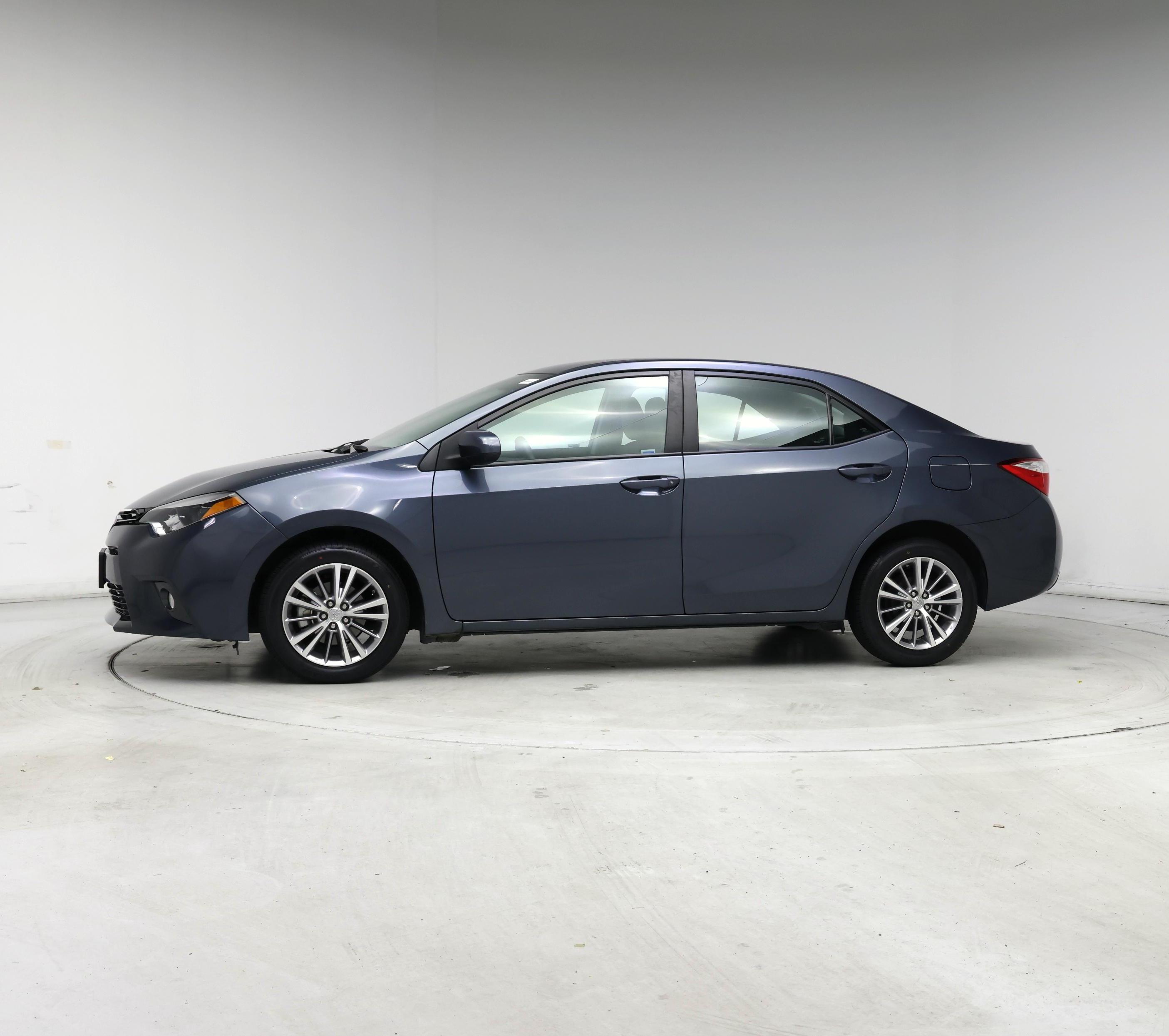 Thumbnail: 2015 Toyota Corolla - 3