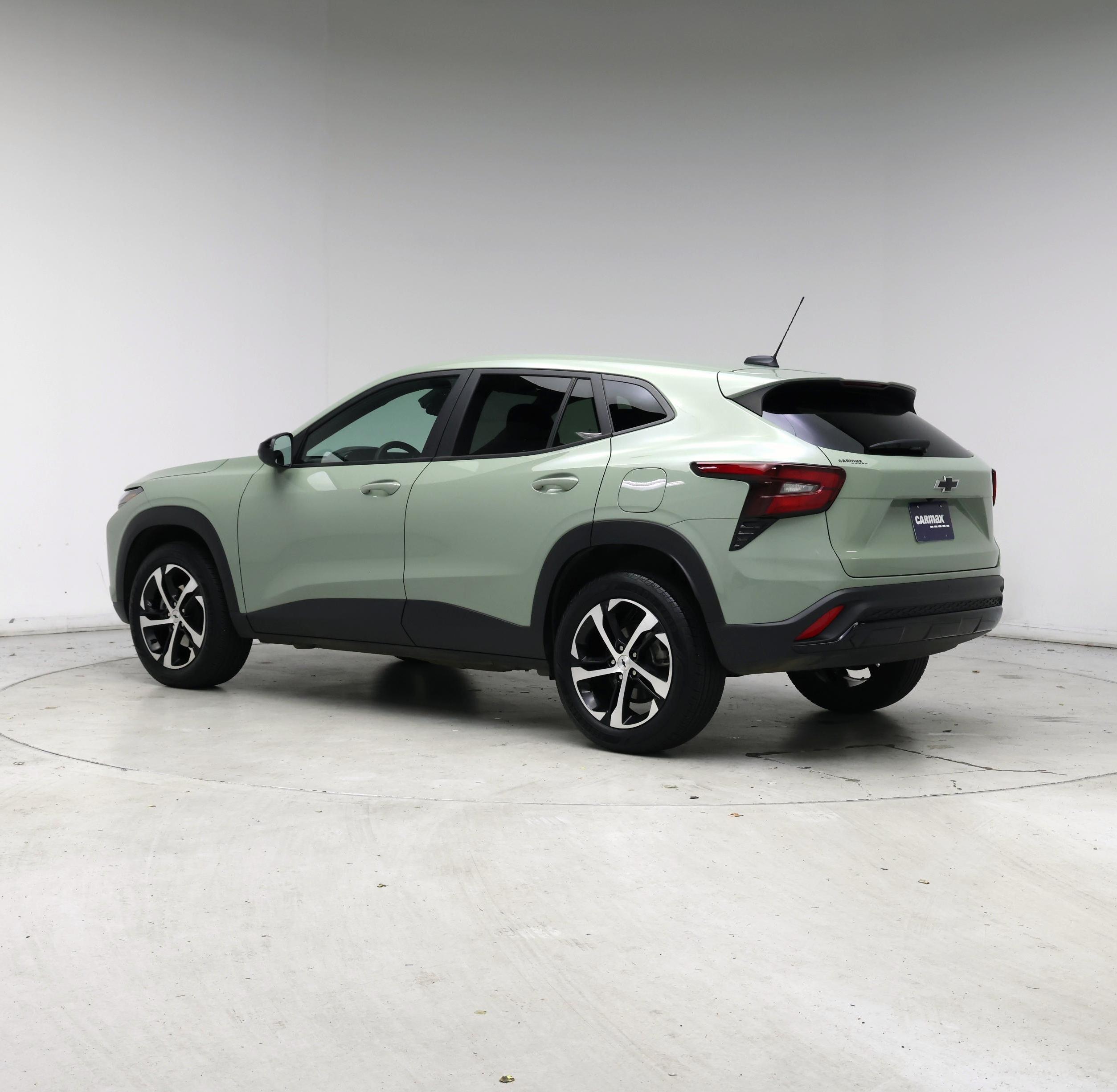 Thumbnail: 2024 Chevrolet Trax - 2