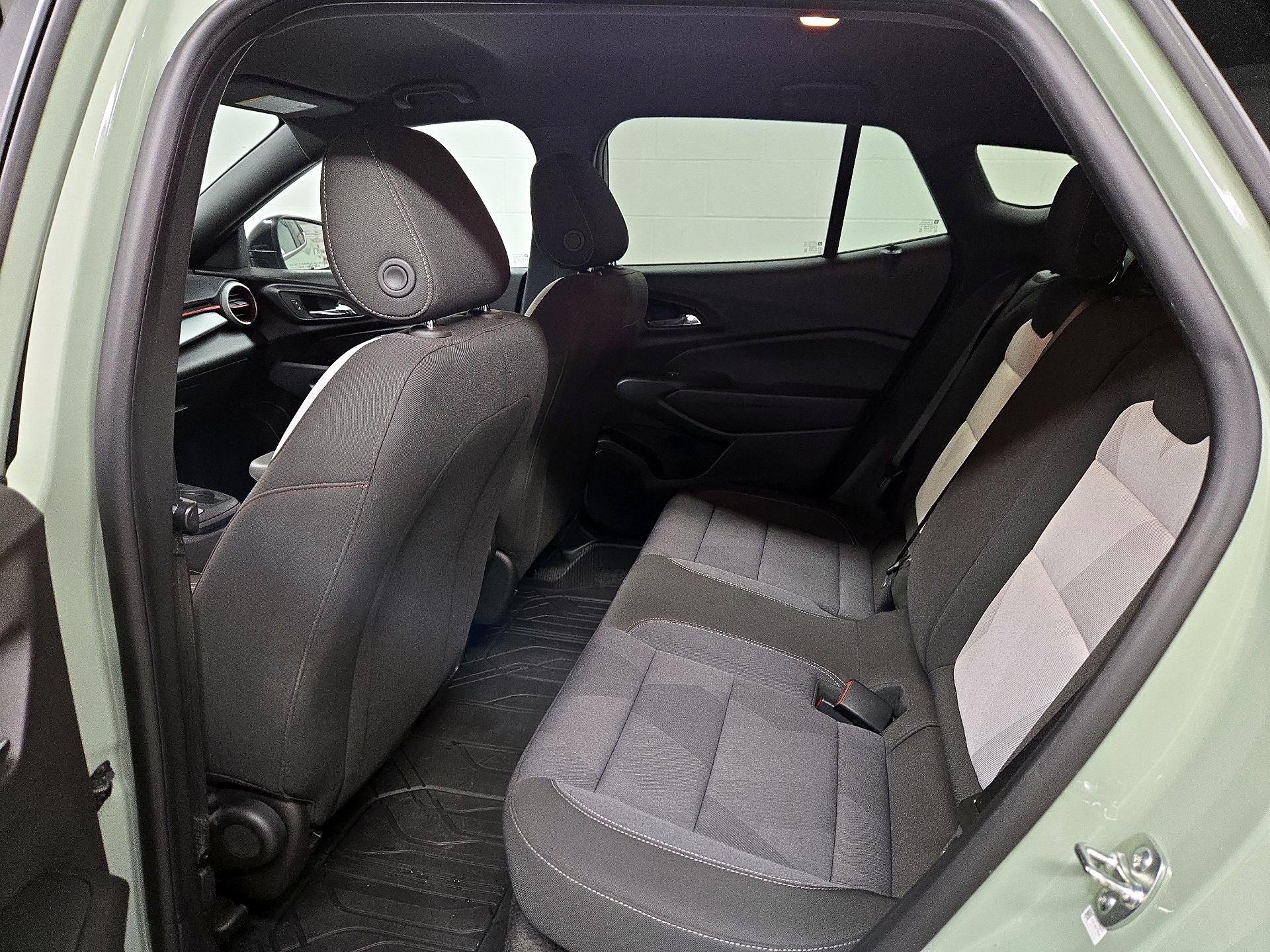 Thumbnail: 2024 Chevrolet Trax - 19