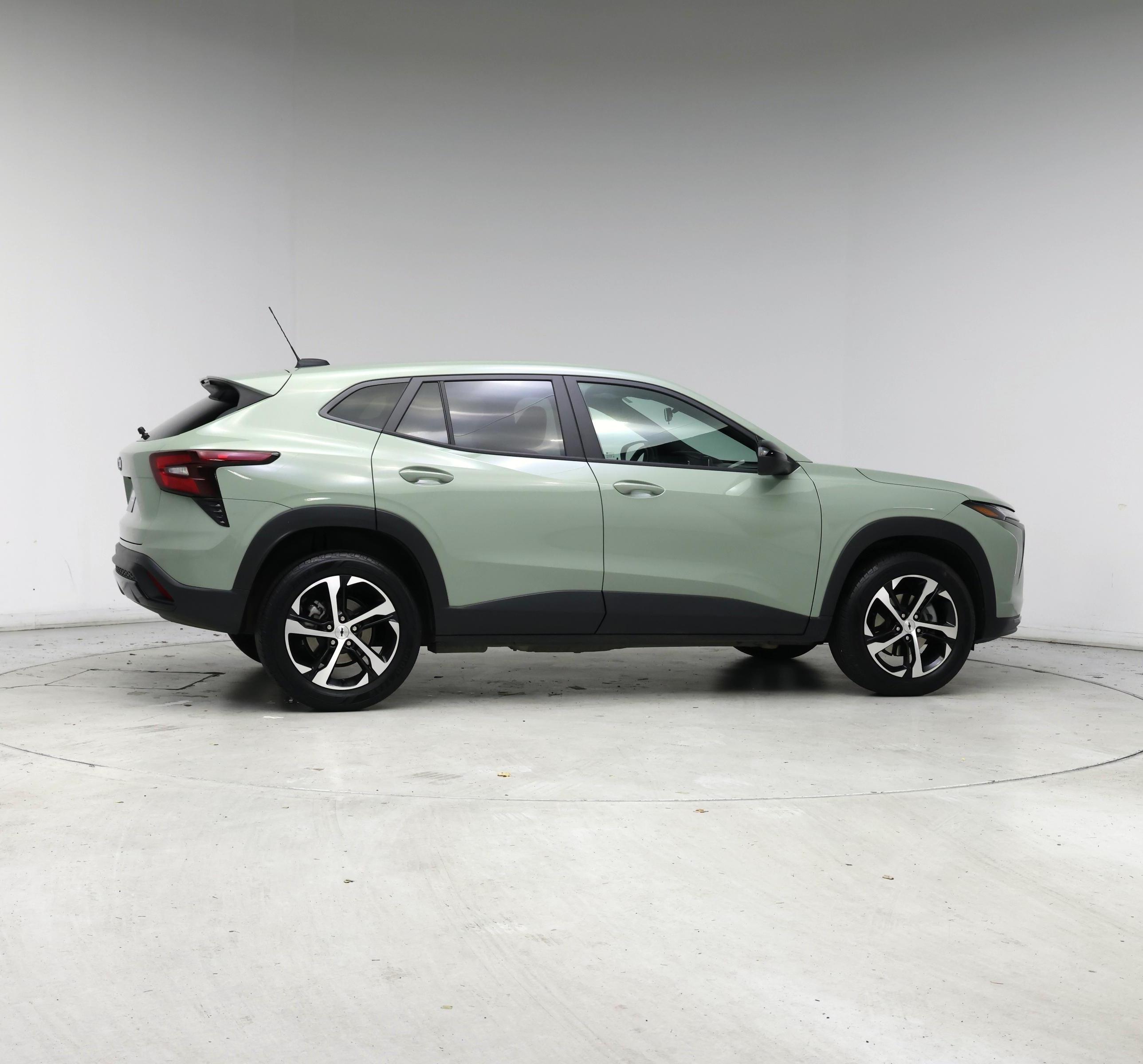 Thumbnail: 2024 Chevrolet Trax - 7