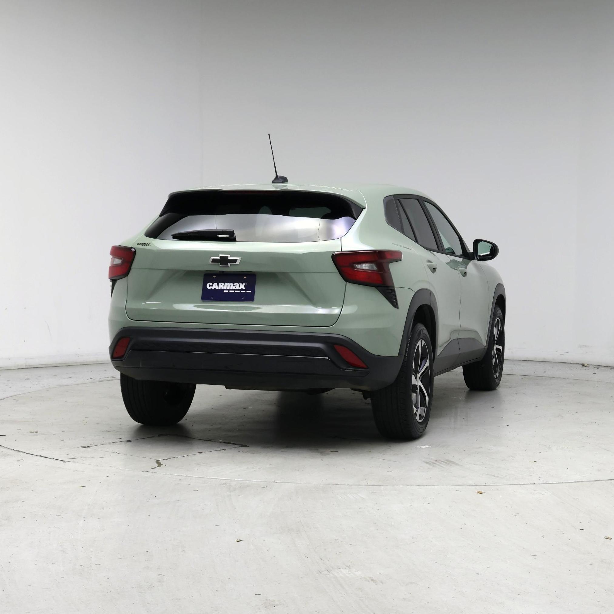 Thumbnail: 2024 Chevrolet Trax - 8