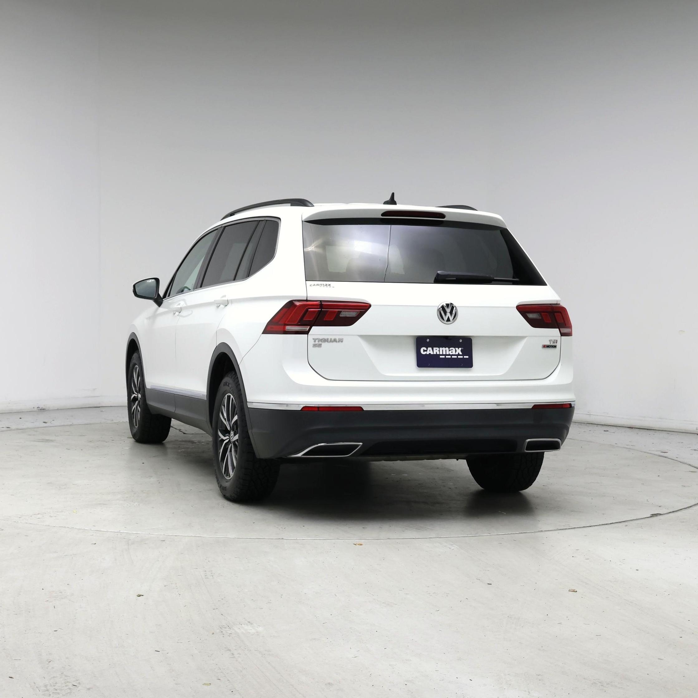 Thumbnail: 2018 Volkswagen Tiguan - 6