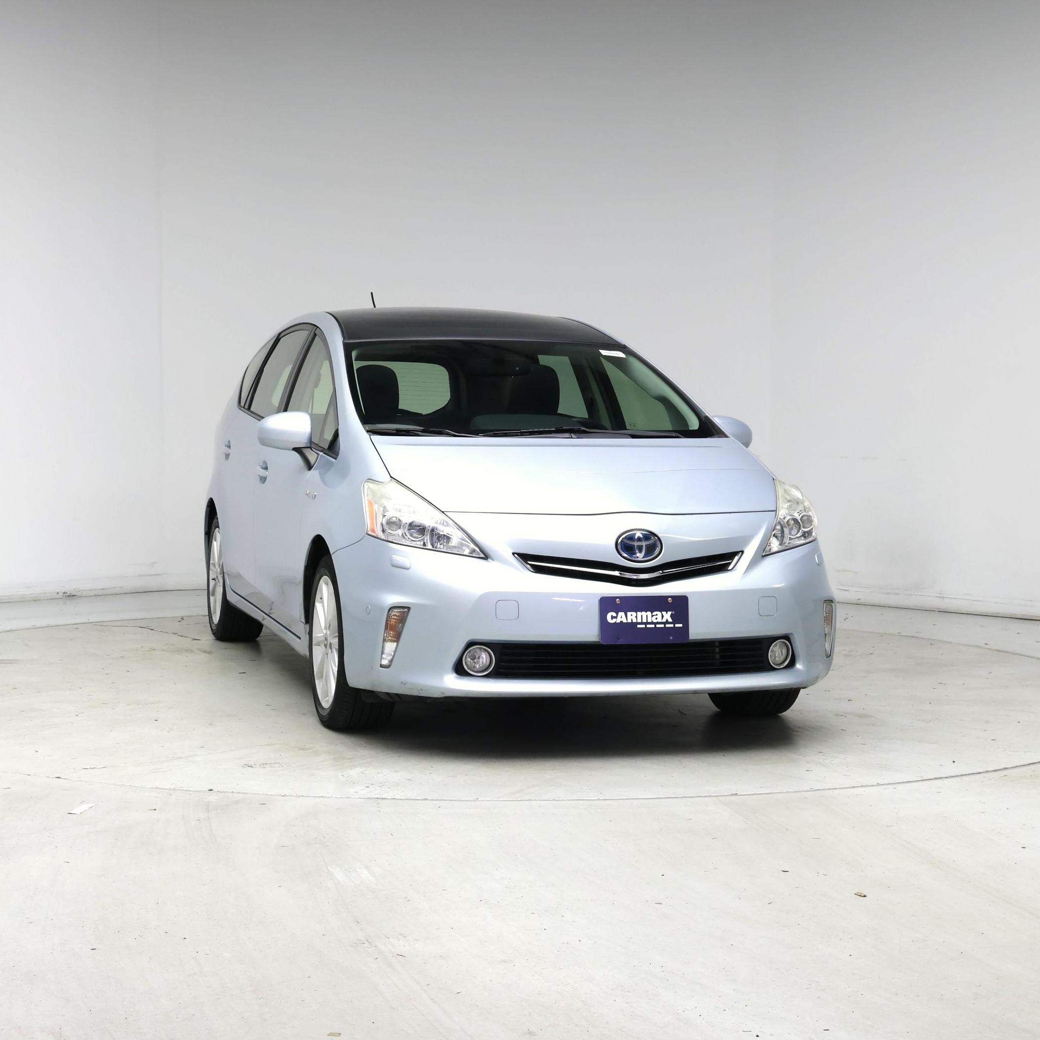 Thumbnail: 2014 Toyota Prius v - 5