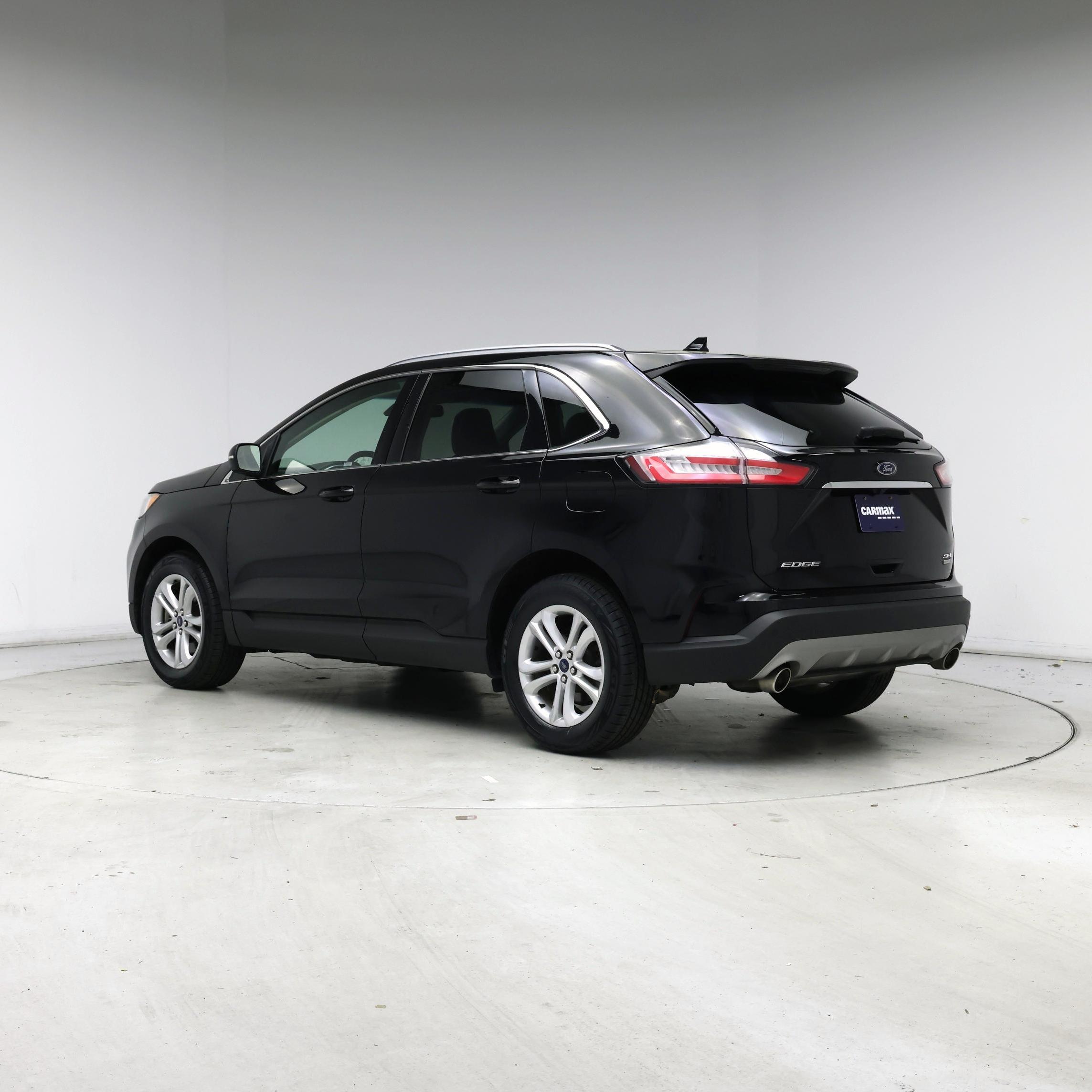 Thumbnail: 2020 Ford Edge - 2