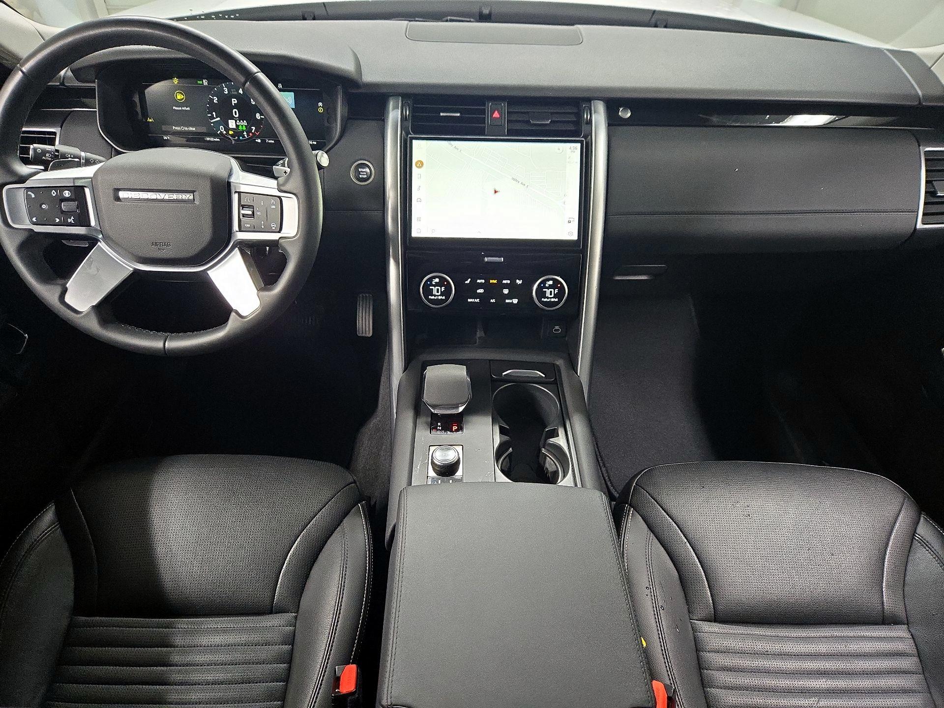 Thumbnail: 2024 Land Rover Discovery - 9