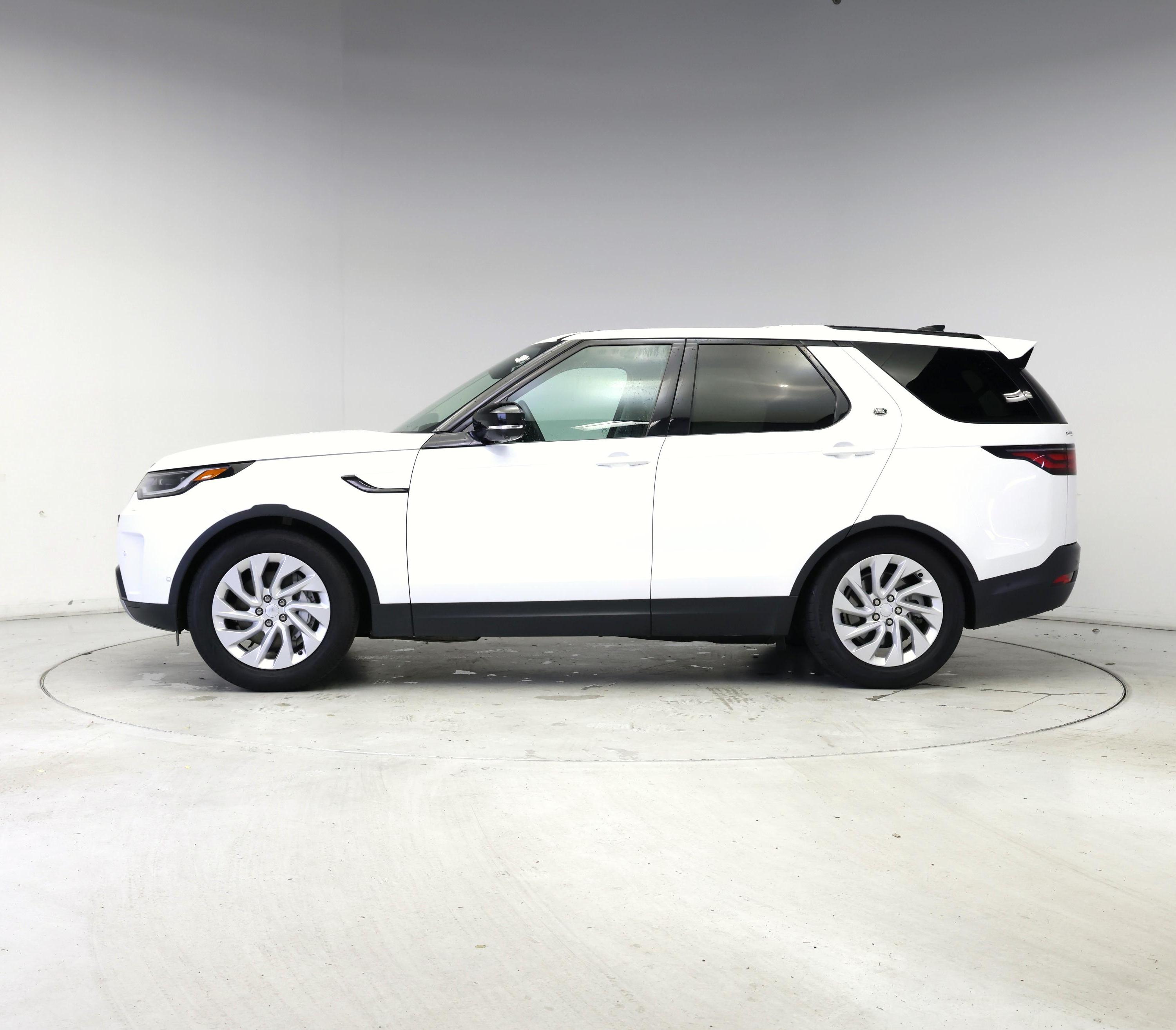 Thumbnail: 2024 Land Rover Discovery - 3