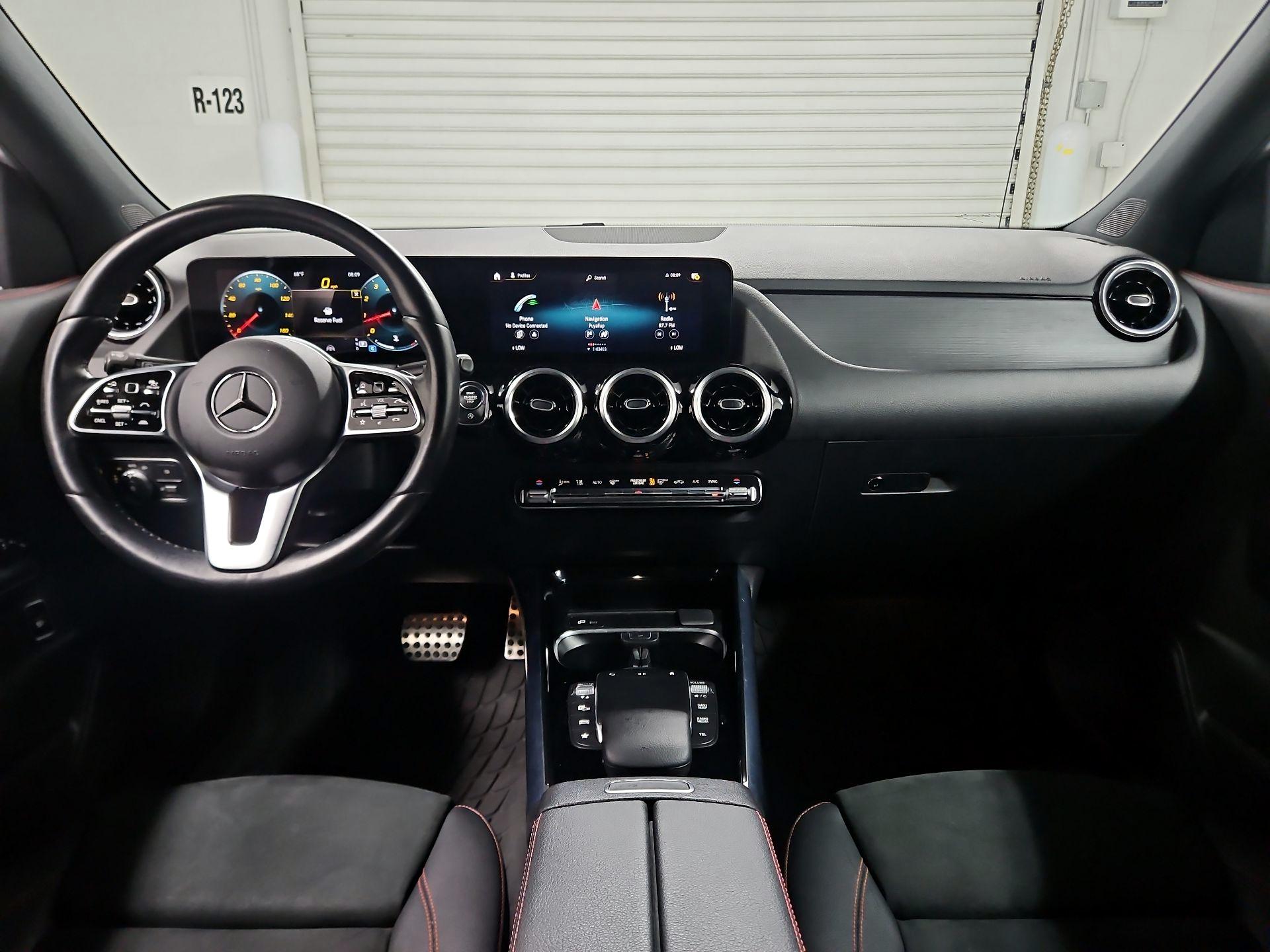 Thumbnail: 2022 Mercedes-Benz GLA - 9