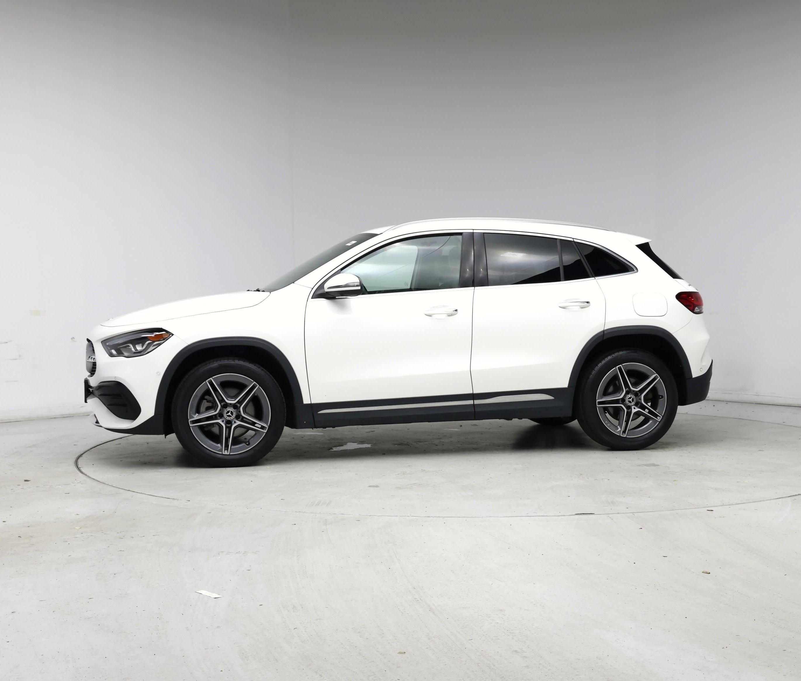 Thumbnail: 2022 Mercedes-Benz GLA - 3