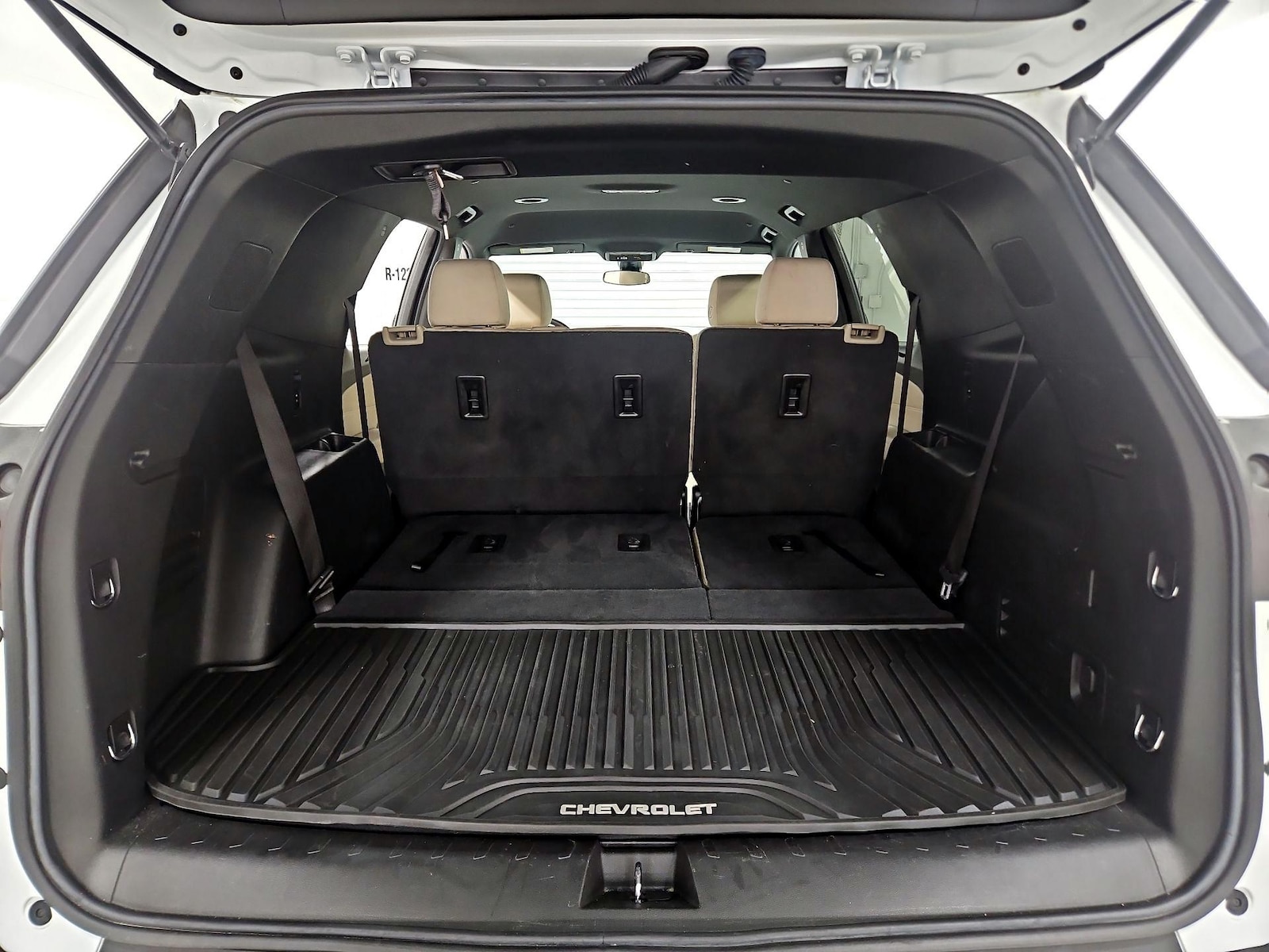 2023 Chevrolet Traverse LS - Photo 23
