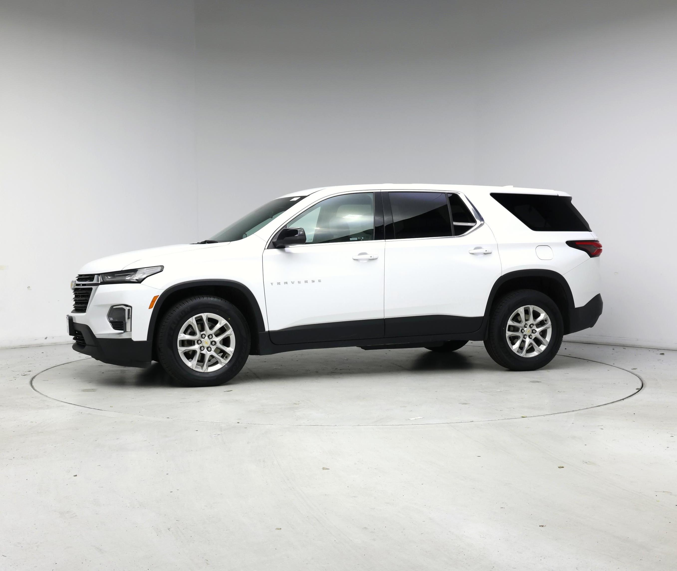 Thumbnail: 2023 Chevrolet Traverse - 3