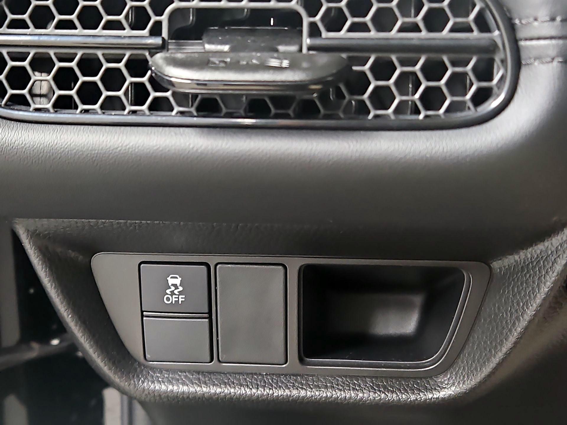 Thumbnail: 2025 Honda HR-V - 13