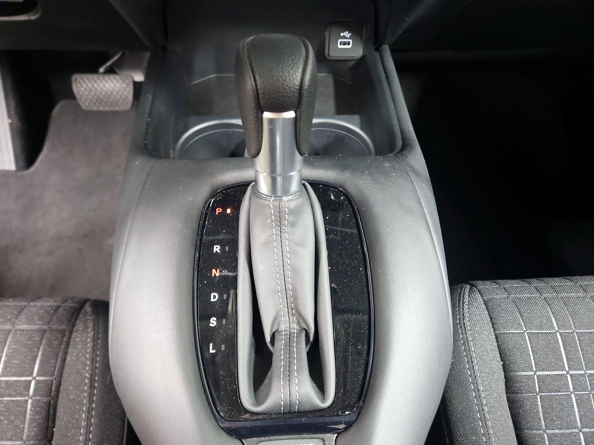 Thumbnail: 2025 Honda HR-V - 17