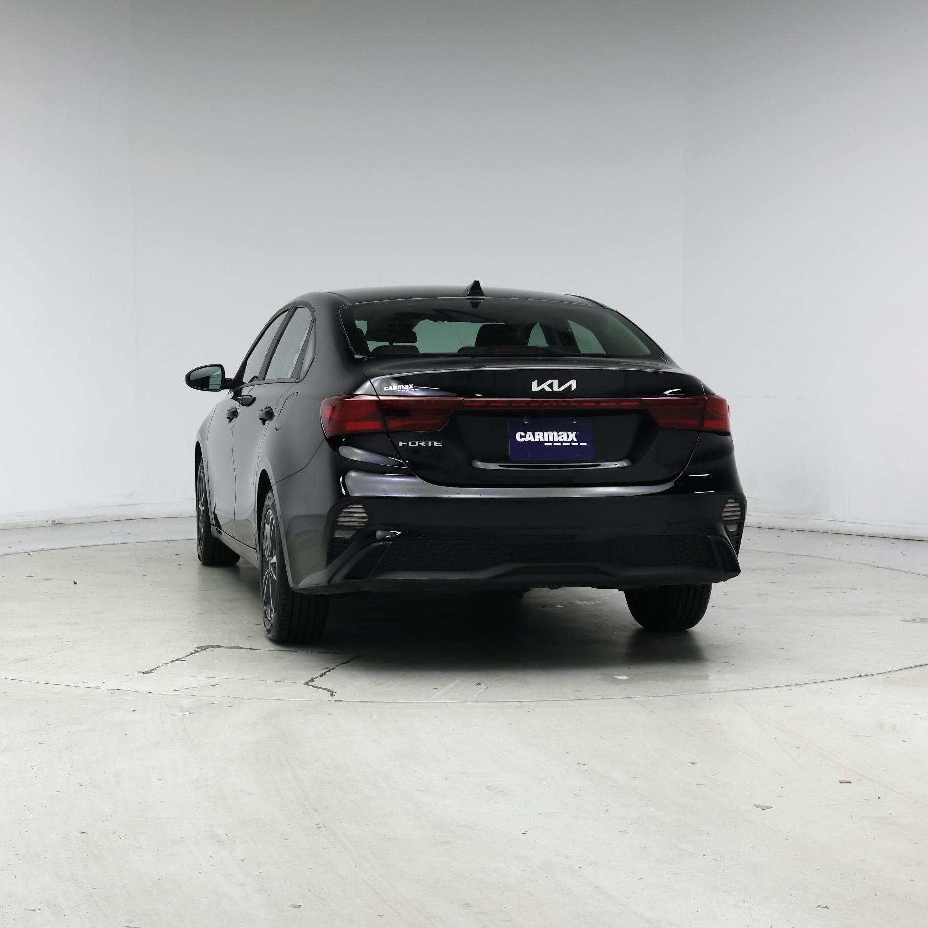 Thumbnail: 2024 Kia Forte - 6