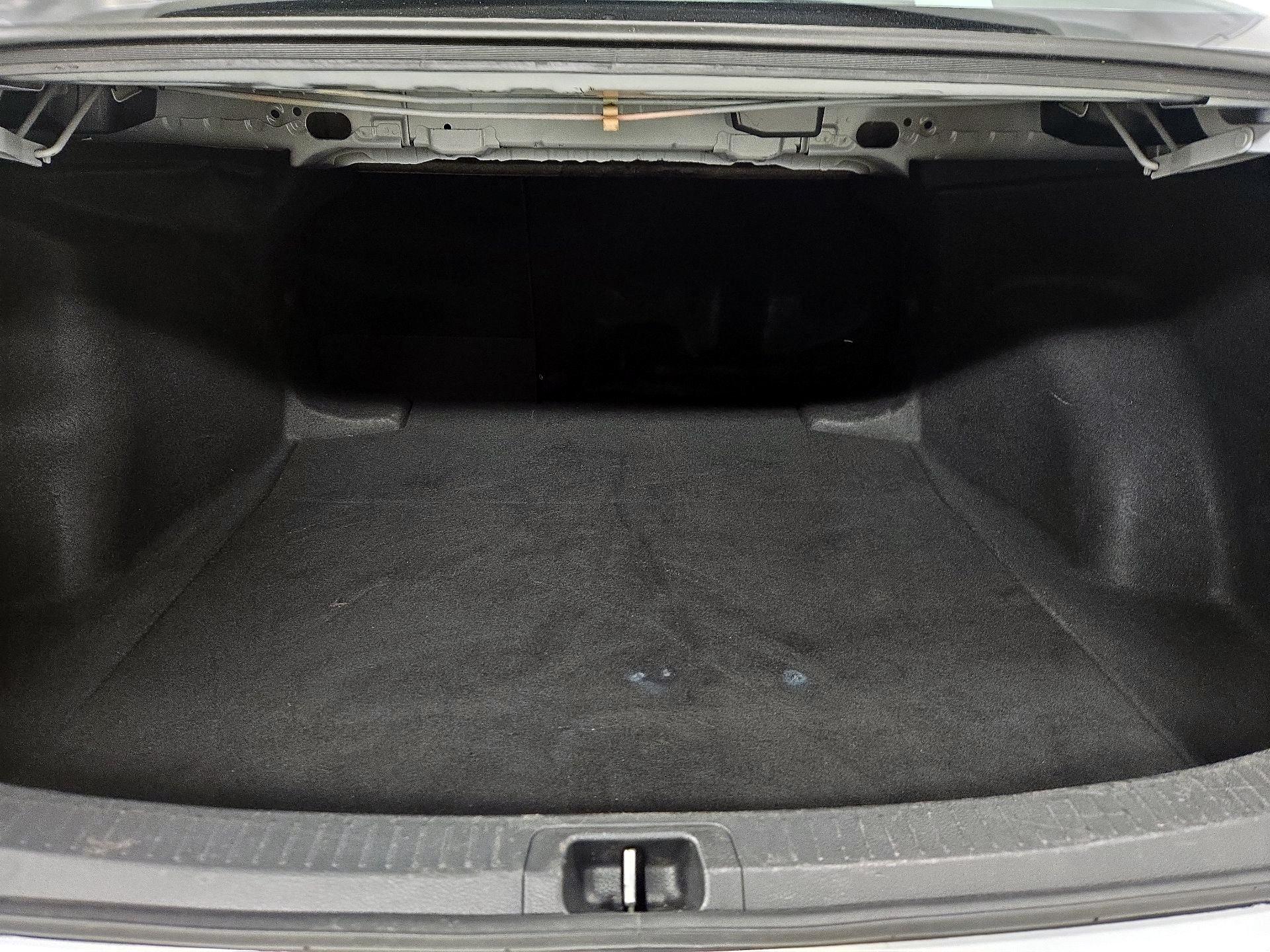 Thumbnail: 2025 Toyota Corolla - 20