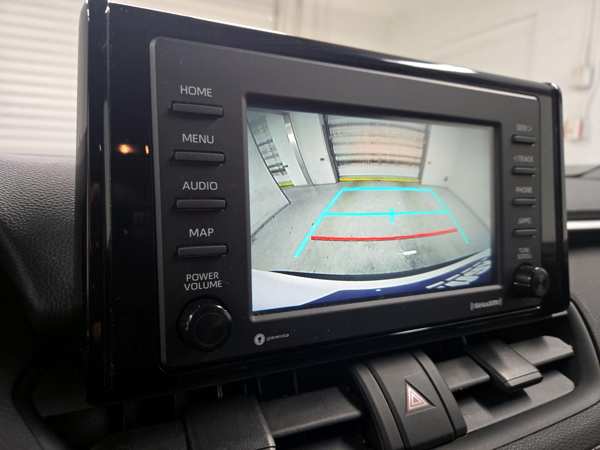 Thumbnail: 2021 Toyota RAV4 - 14