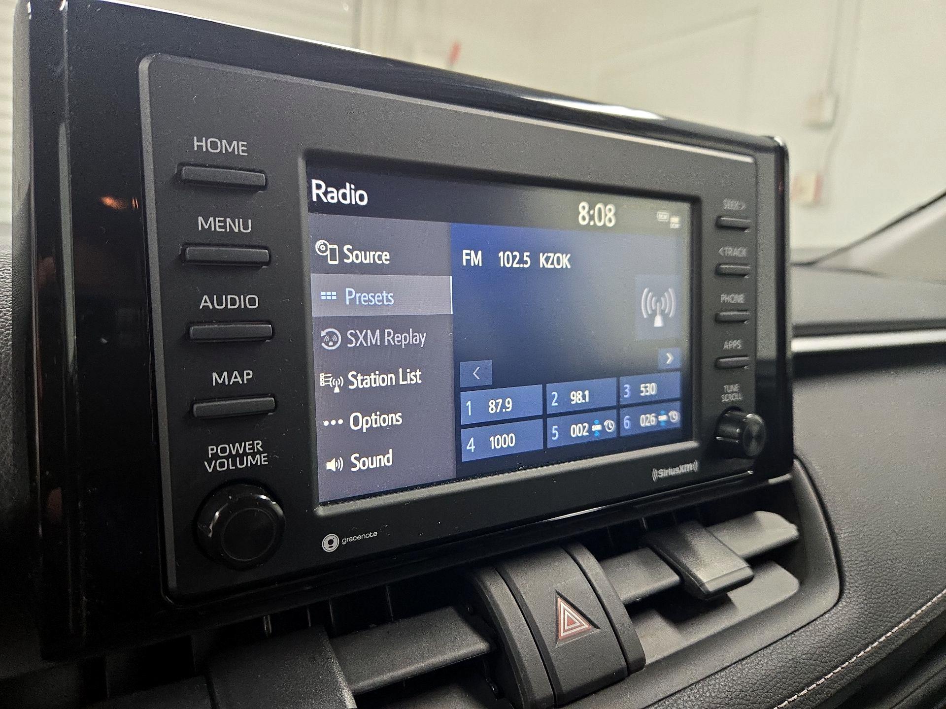 Thumbnail: 2021 Toyota RAV4 - 15