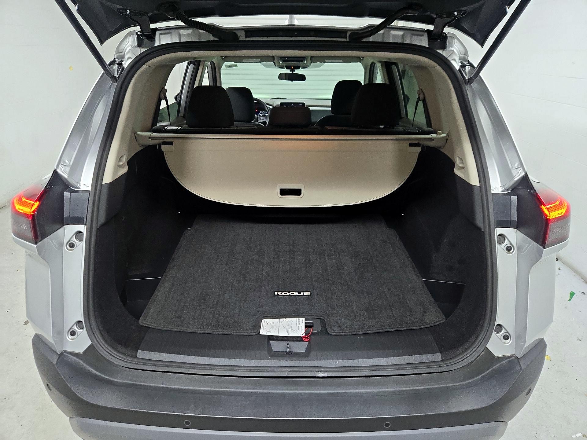 Thumbnail: 2023 Nissan Rogue - 20