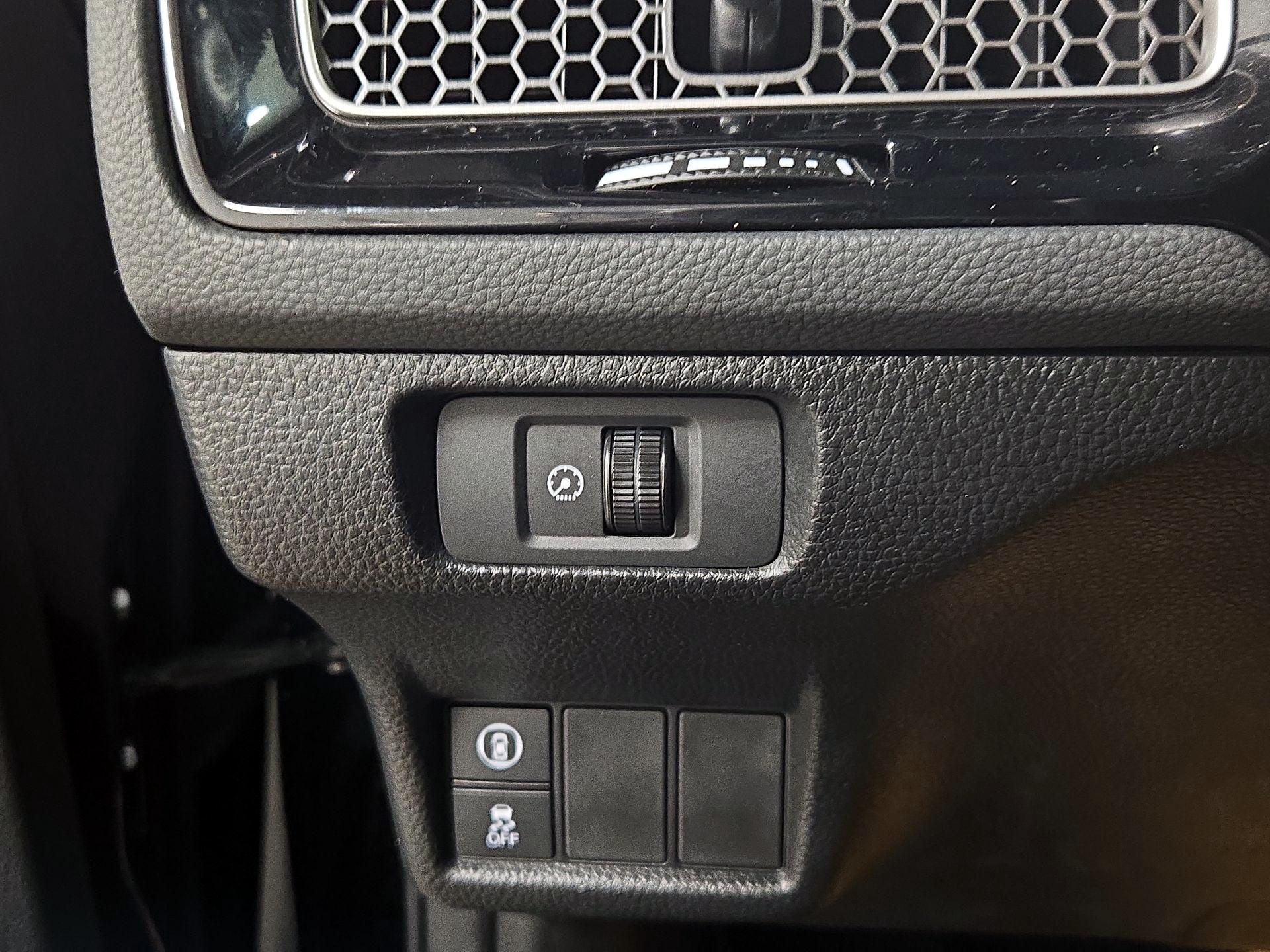 Thumbnail: 2024 Honda Civic - 13
