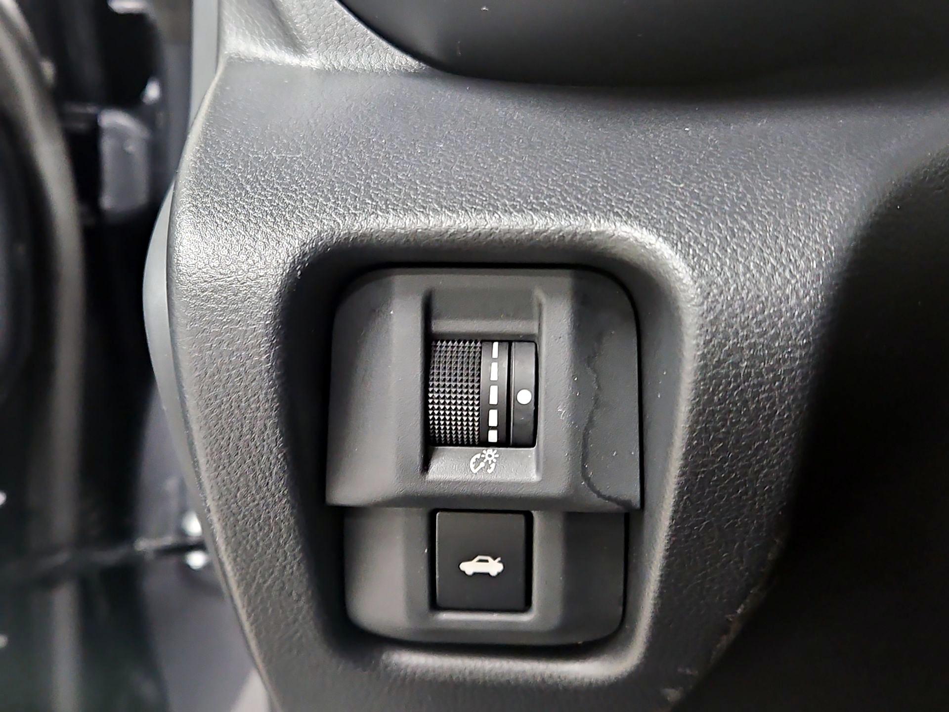 Thumbnail: 2025 Toyota GR86 - 13