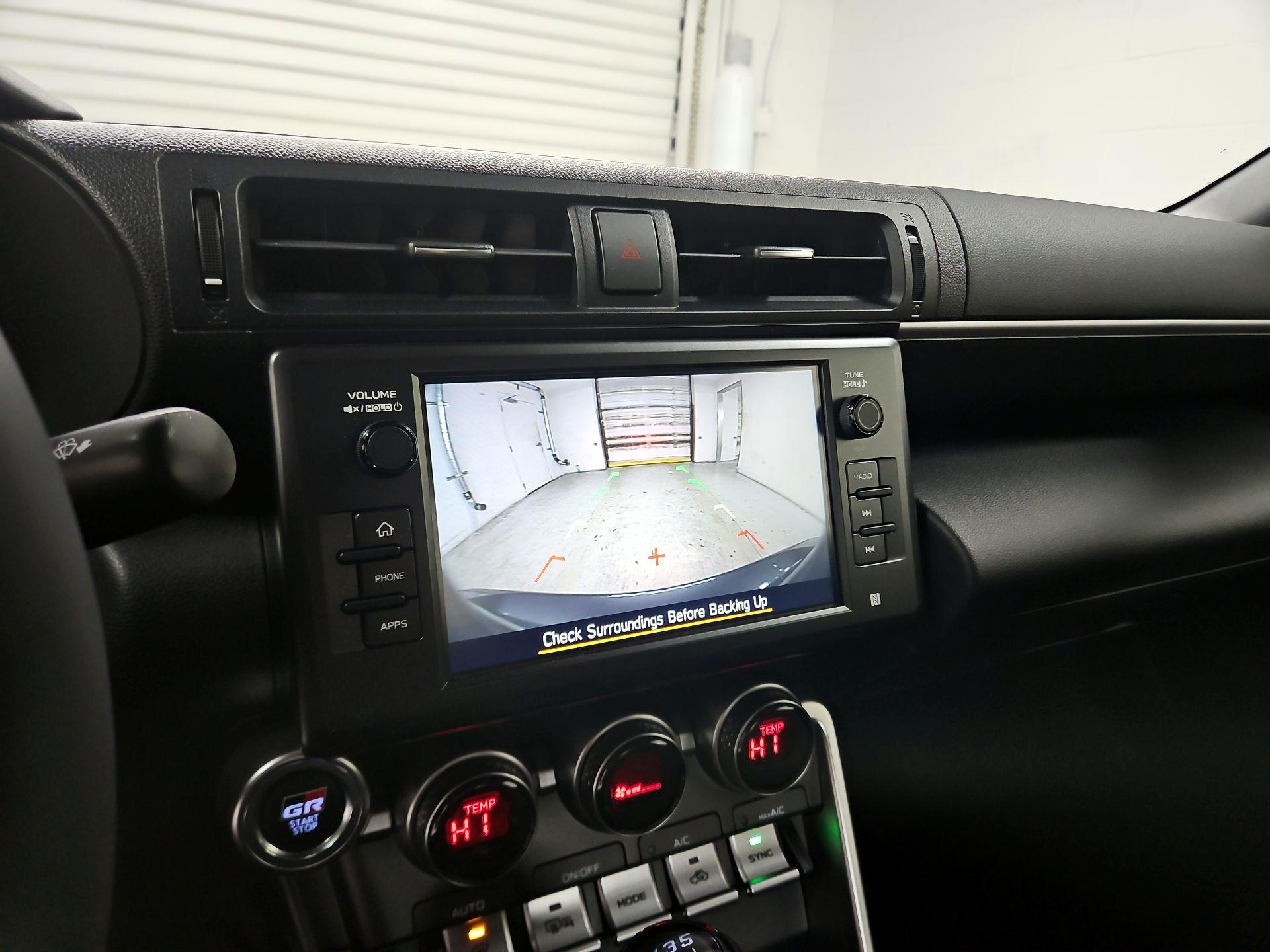 Thumbnail: 2025 Toyota GR86 - 14