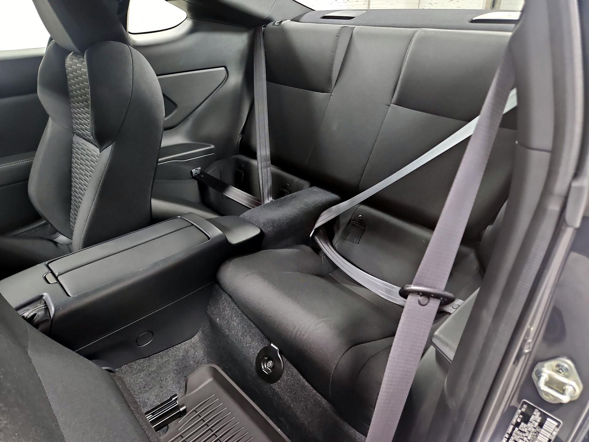 Thumbnail: 2025 Toyota GR86 - 19