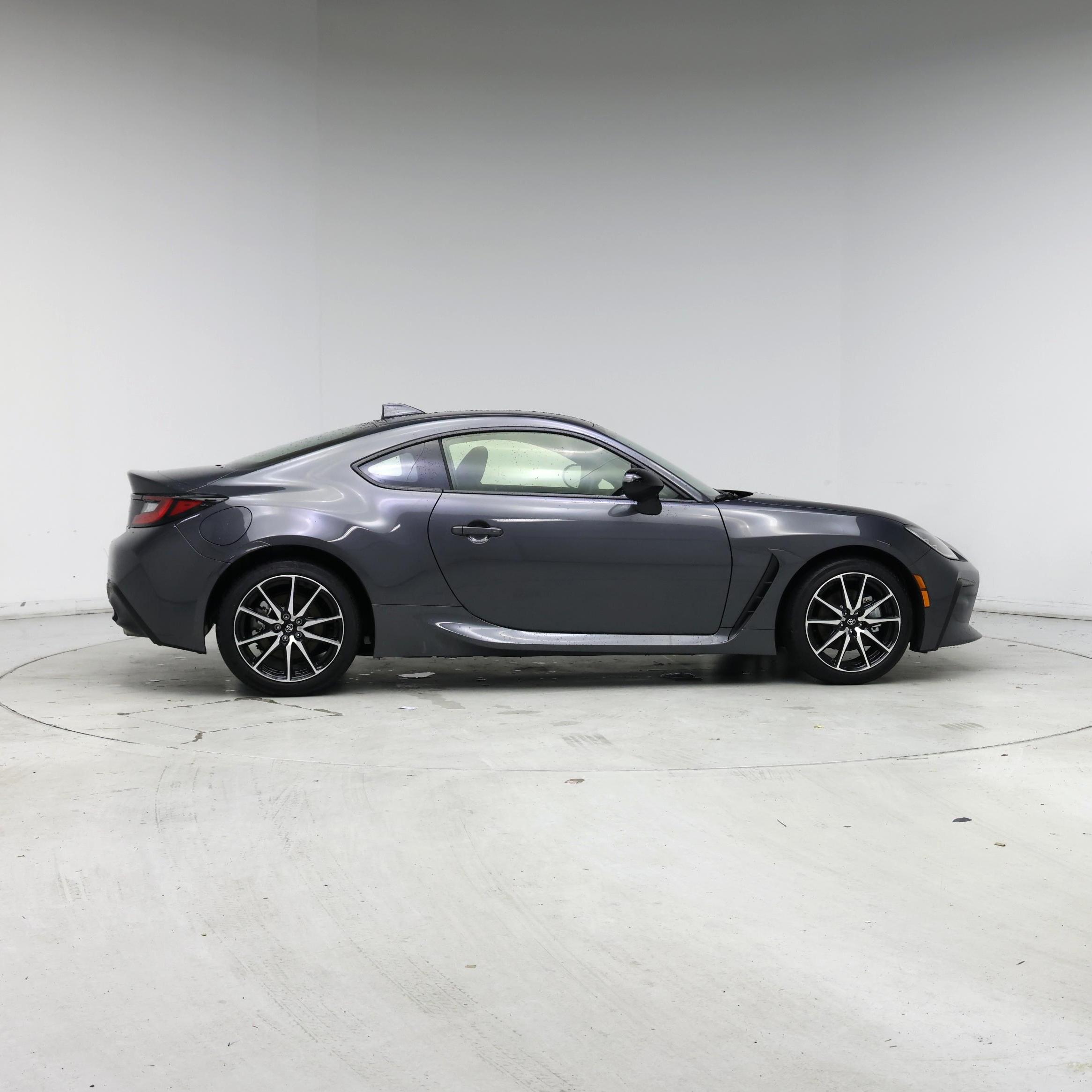 Thumbnail: 2025 Toyota GR86 - 7