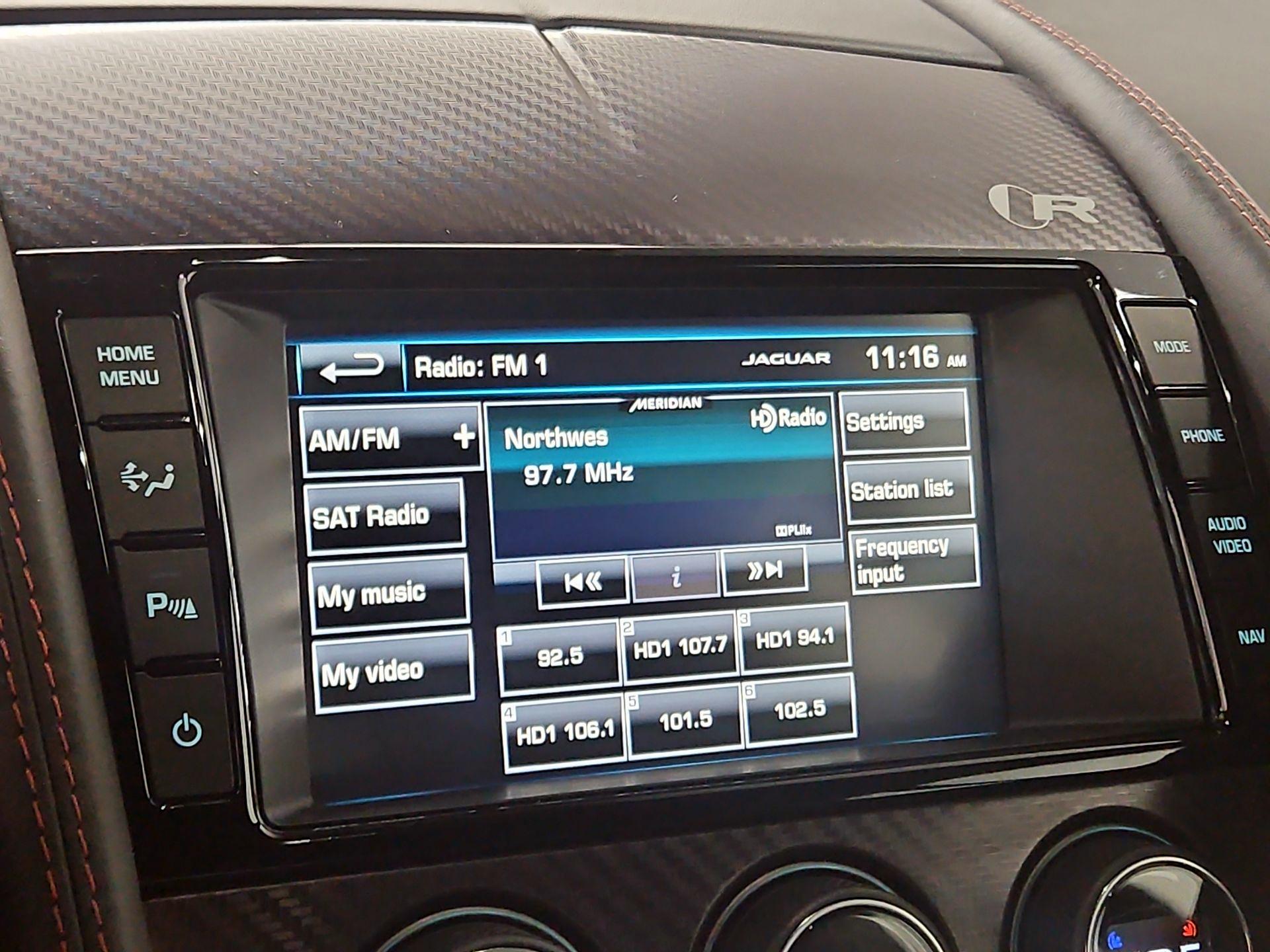 Thumbnail: 2015 Jaguar F-Type - 16