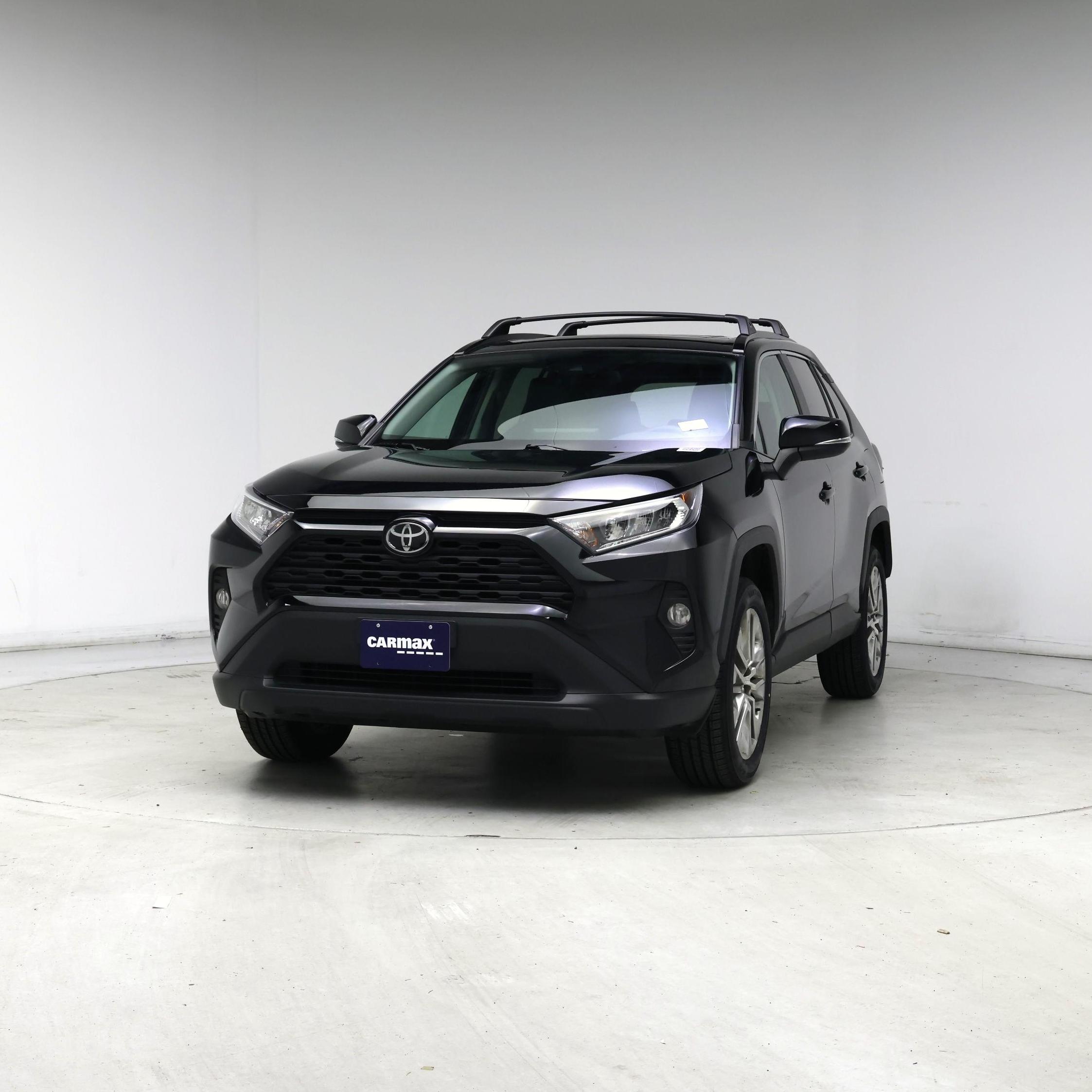 Thumbnail: 2021 Toyota RAV4 - 4