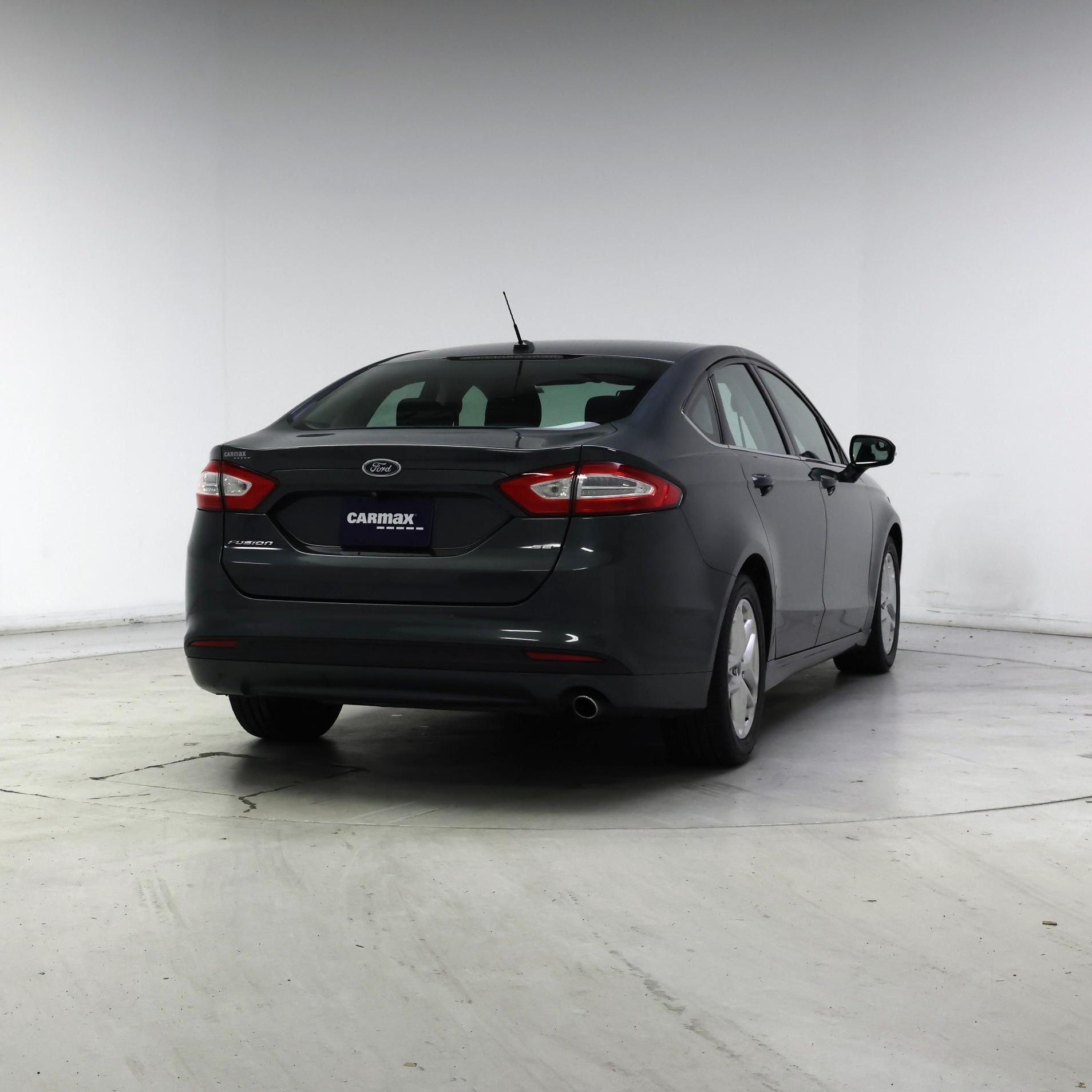 Thumbnail: 2015 Ford Fusion - 8