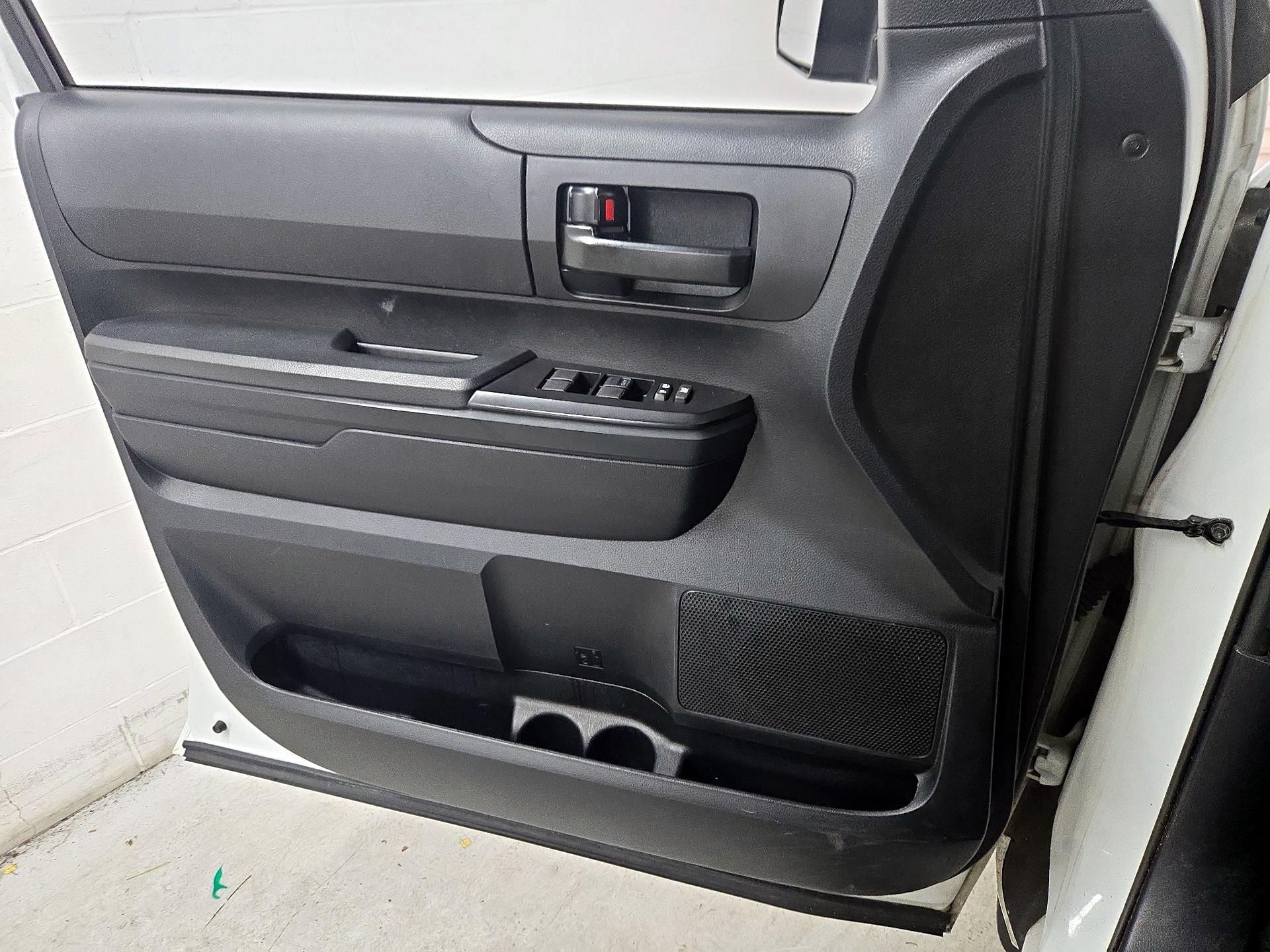 Thumbnail: 2017 Toyota Tundra - 12