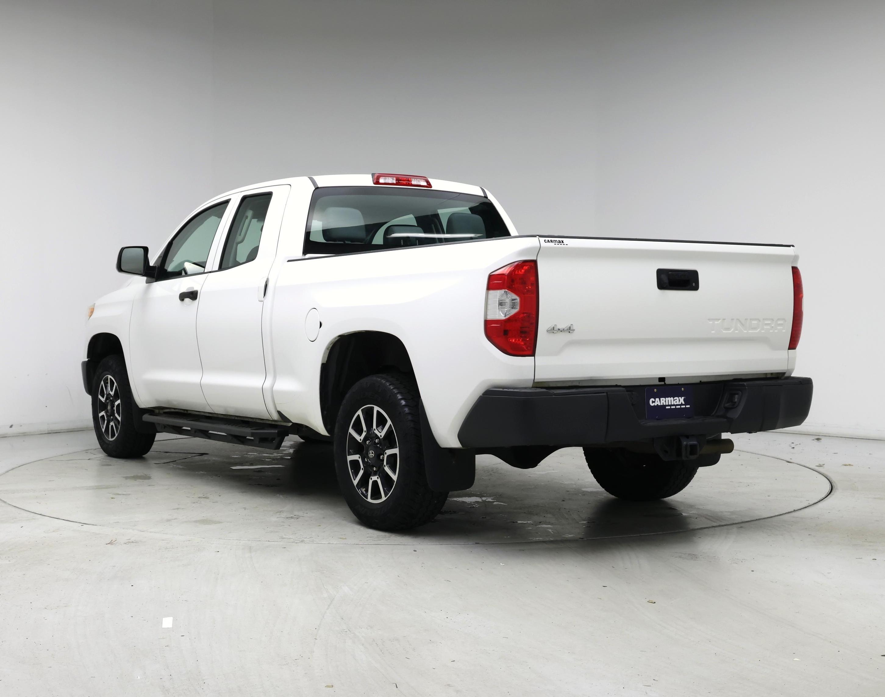 Thumbnail: 2017 Toyota Tundra - 2