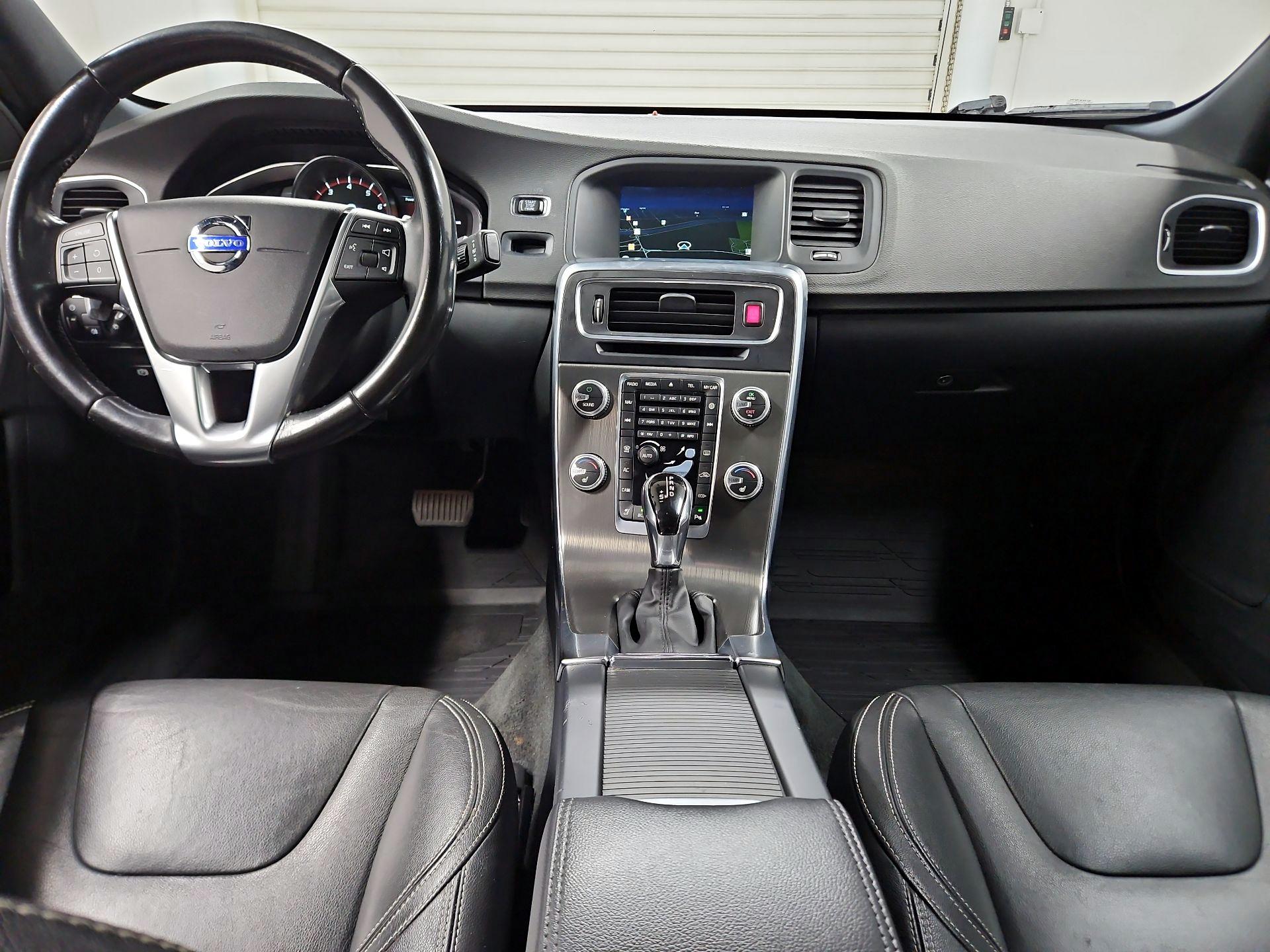 Thumbnail: 2016 Volvo S60 - 9