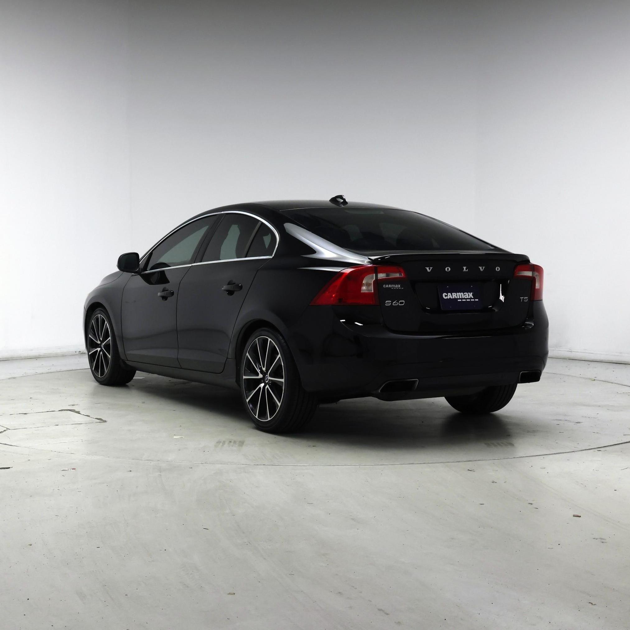 Thumbnail: 2016 Volvo S60 - 2