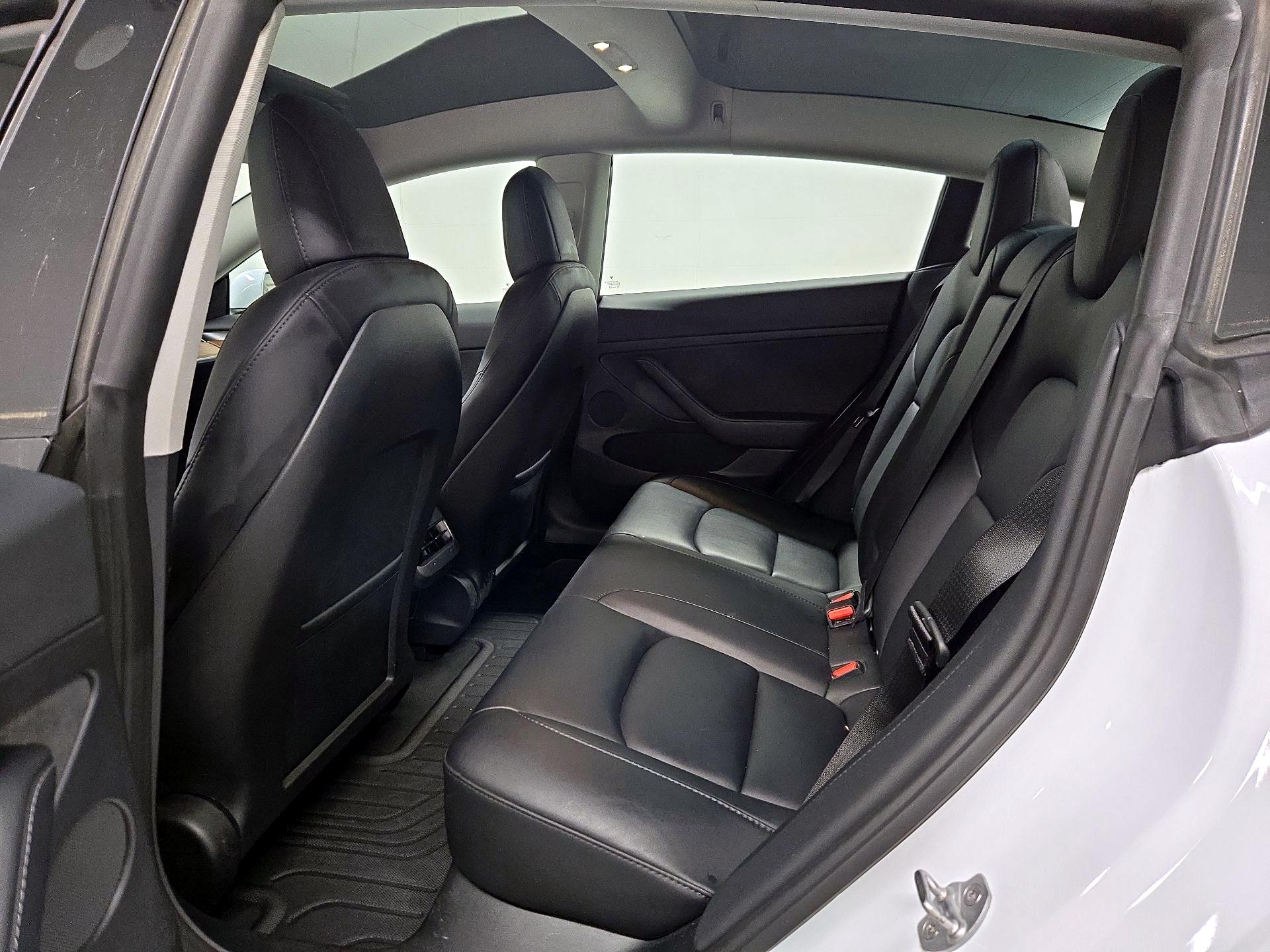 Thumbnail: 2023 Tesla Model 3 - 20