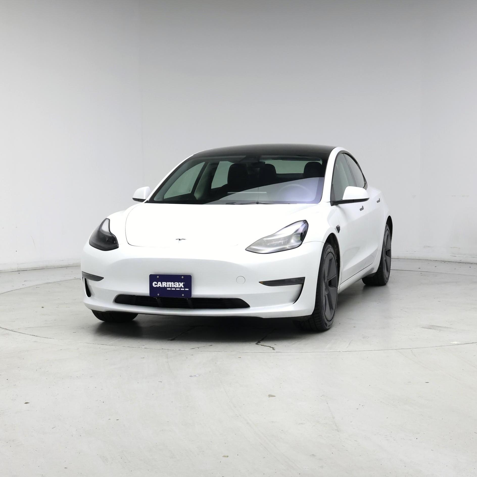 Thumbnail: 2023 Tesla Model 3 - 4