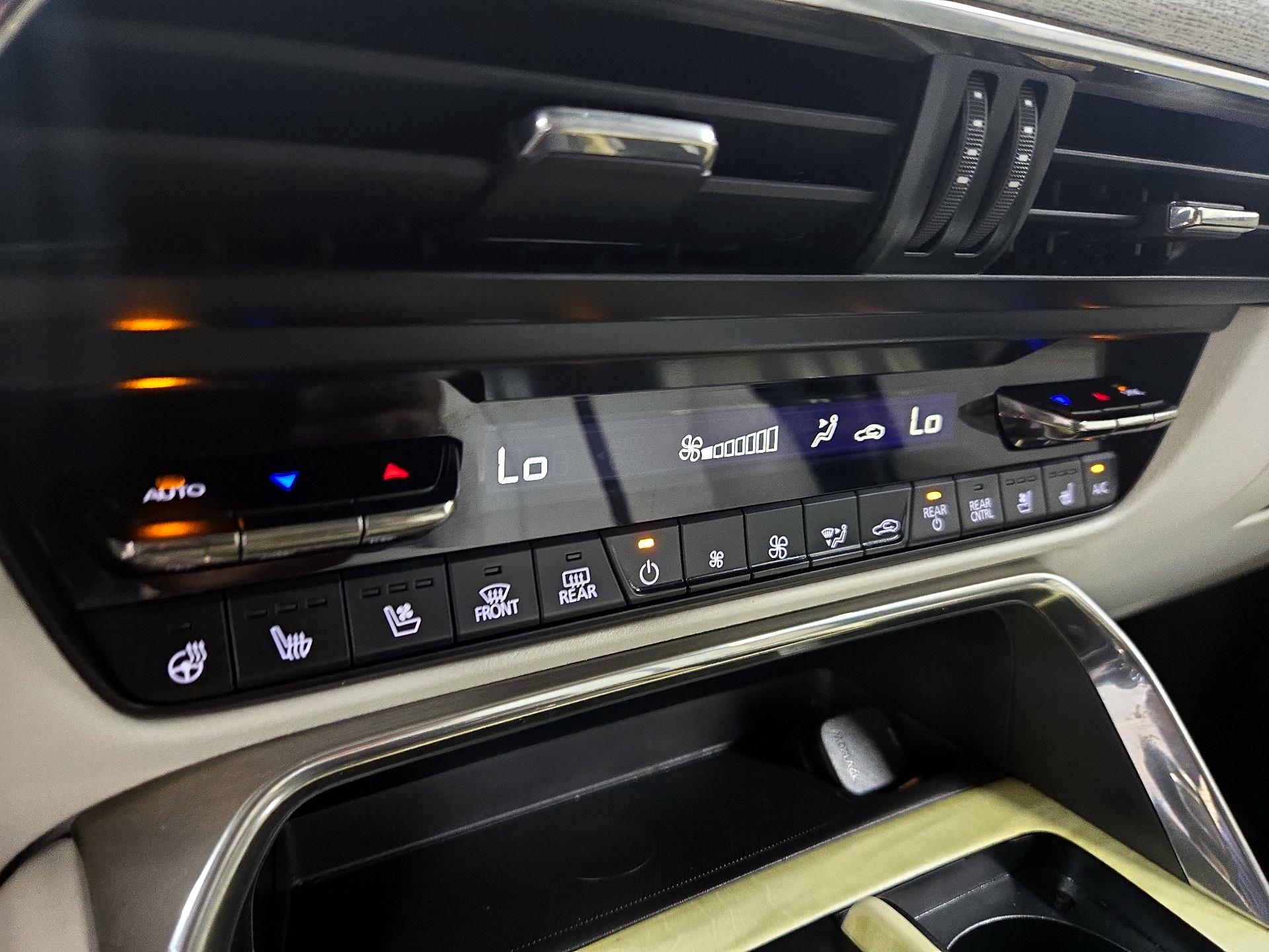 Thumbnail: 2024 Mazda CX-90 - 17