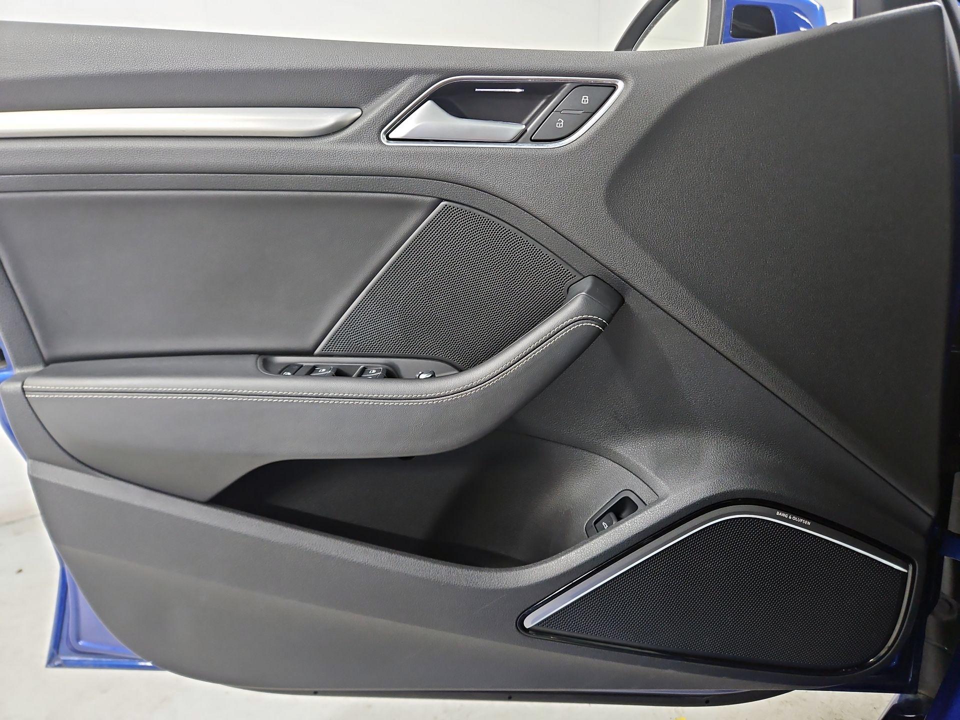 Thumbnail: 2016 Audi S3 - 12