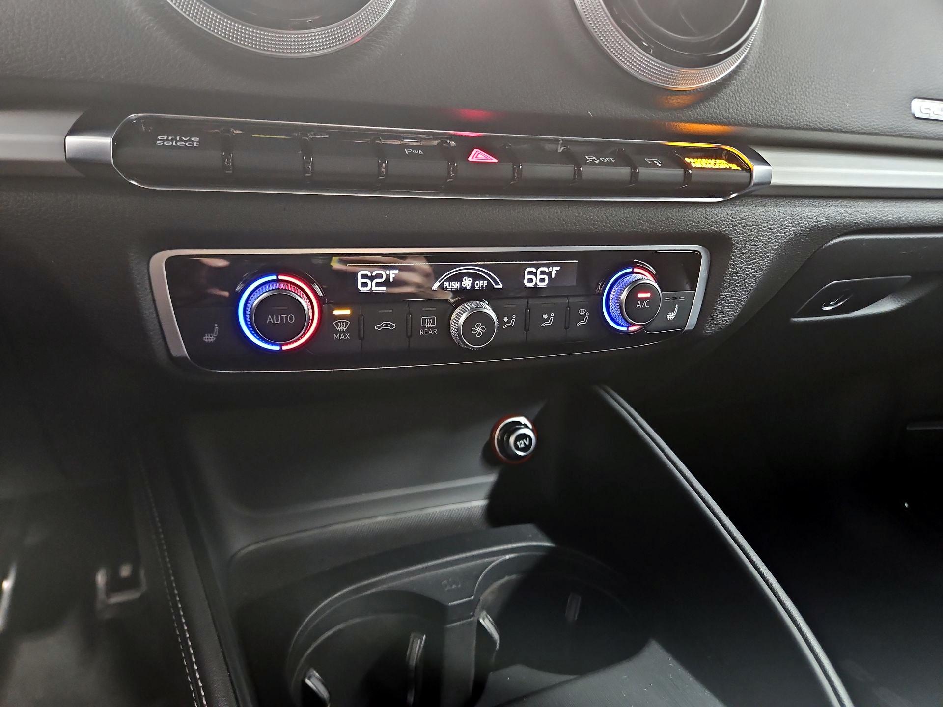 Thumbnail: 2016 Audi S3 - 17