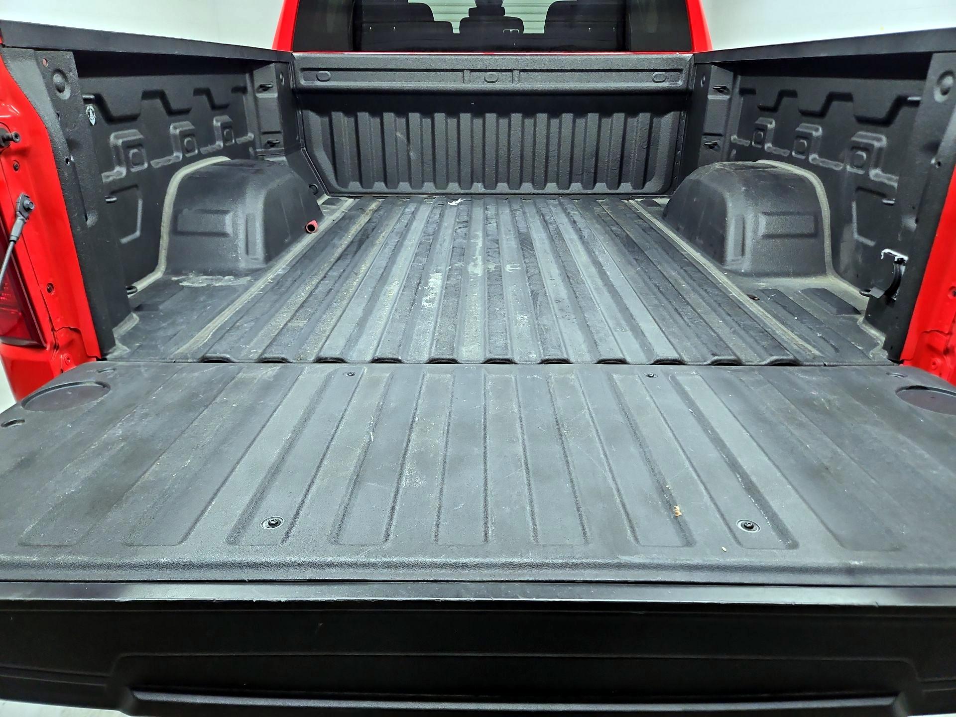 Thumbnail: 2023 Chevrolet Silverado 1500 - 20