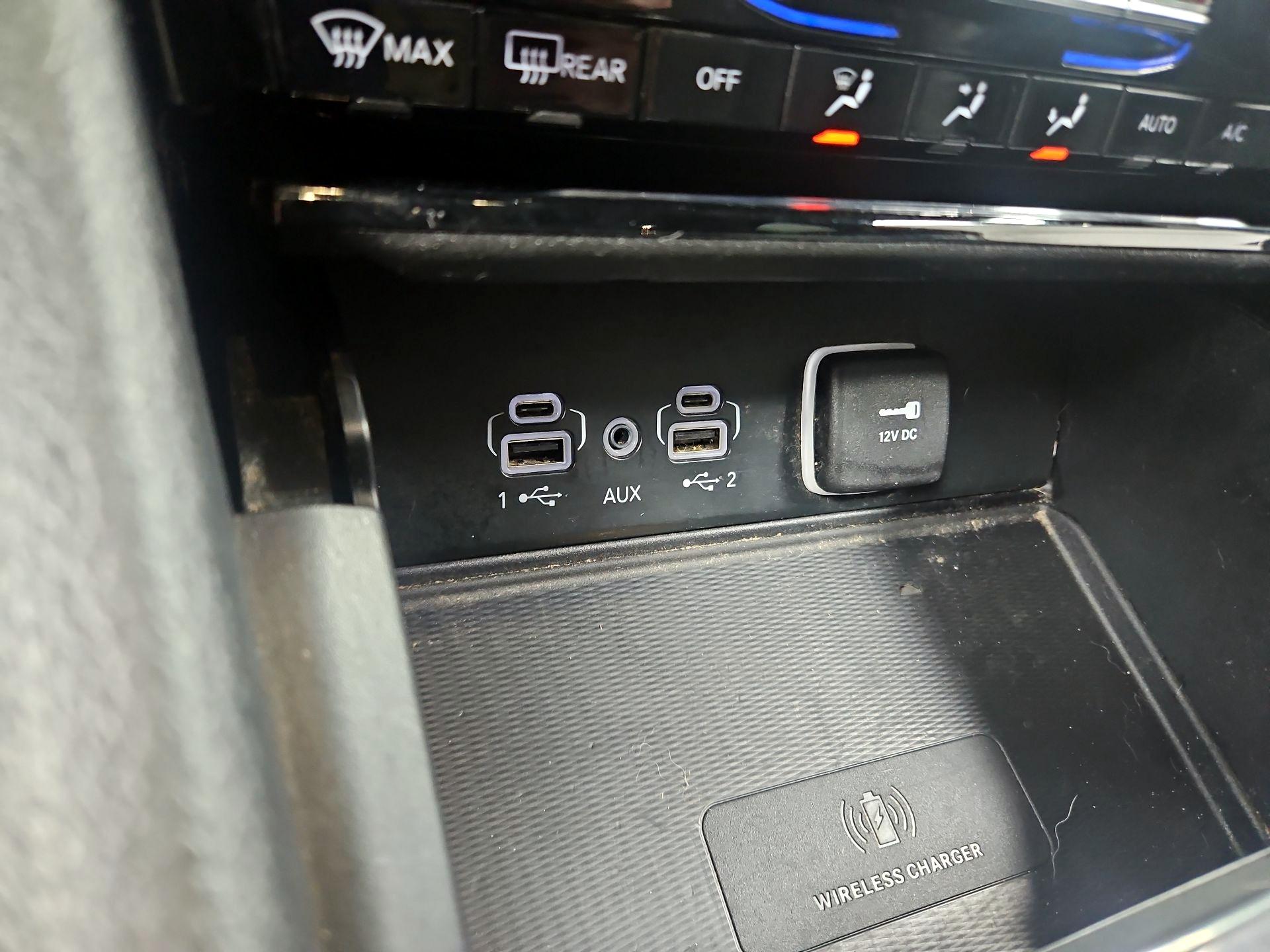 Thumbnail: 2023 Jeep Grand Cherokee - 18