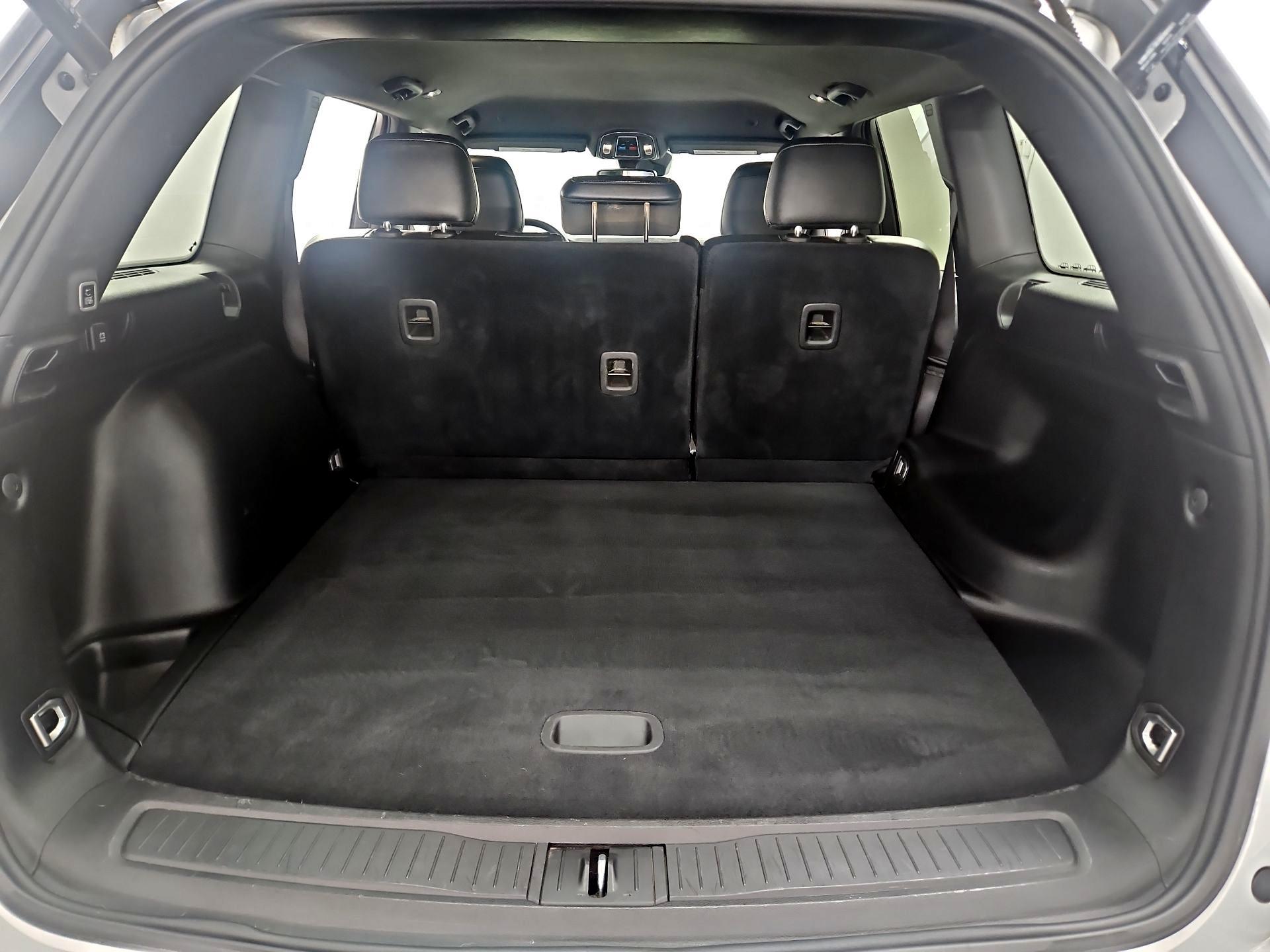 Thumbnail: 2023 Jeep Grand Cherokee - 20