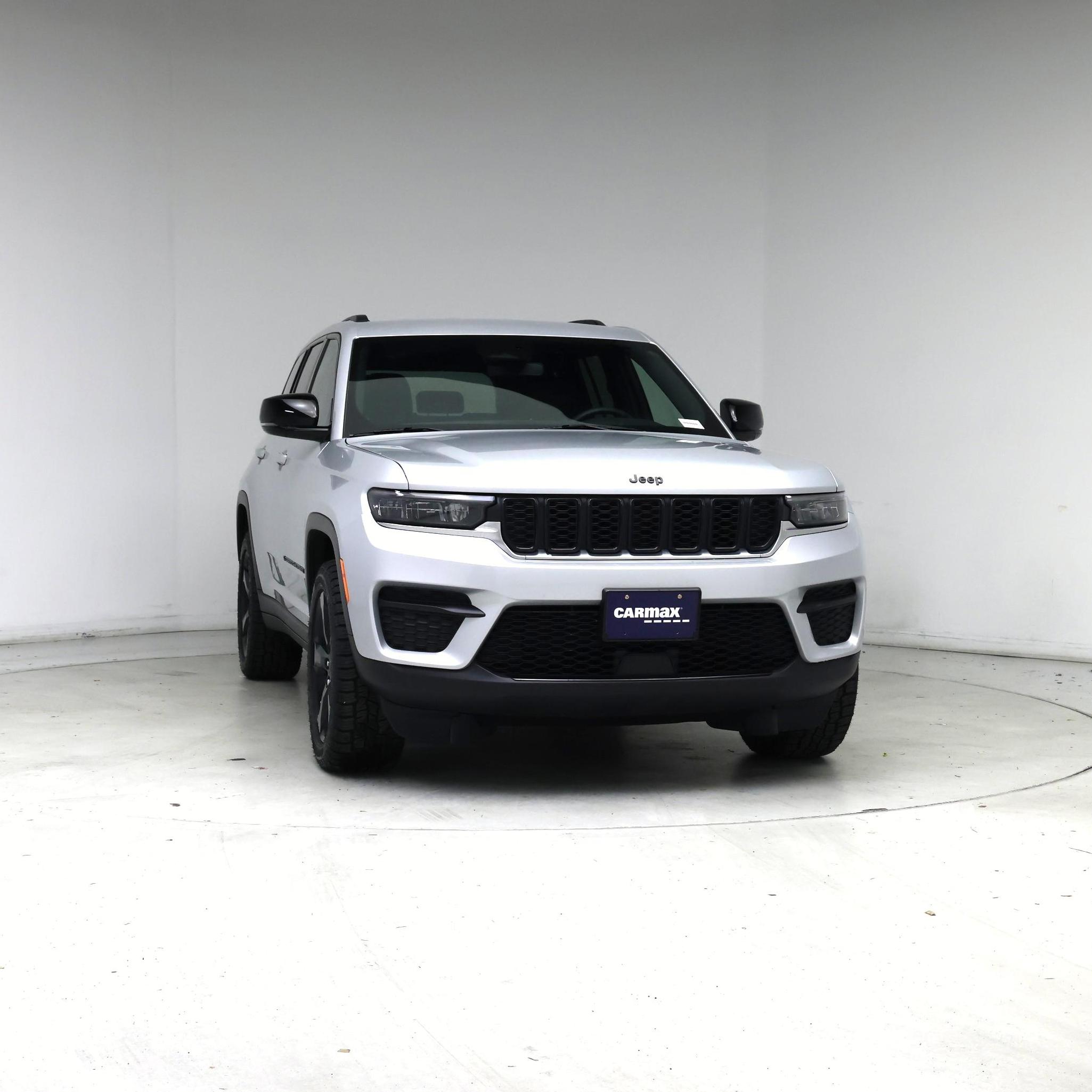 Thumbnail: 2023 Jeep Grand Cherokee - 5