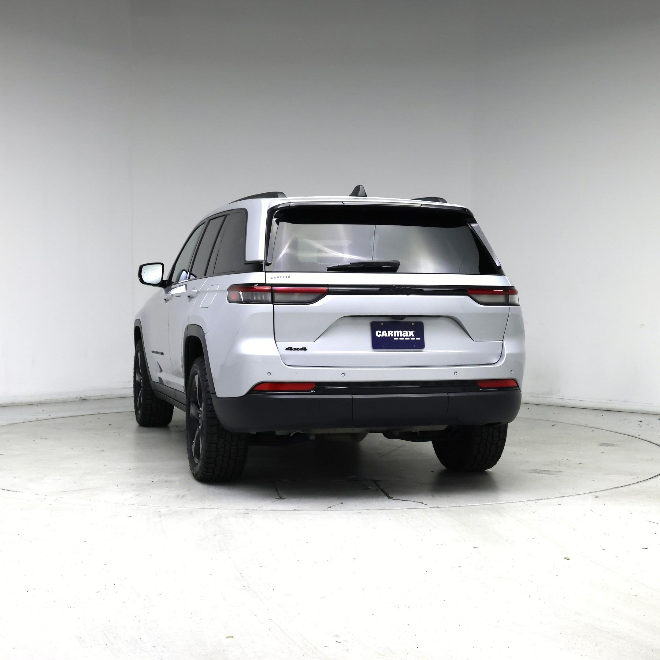 Thumbnail: 2023 Jeep Grand Cherokee - 6