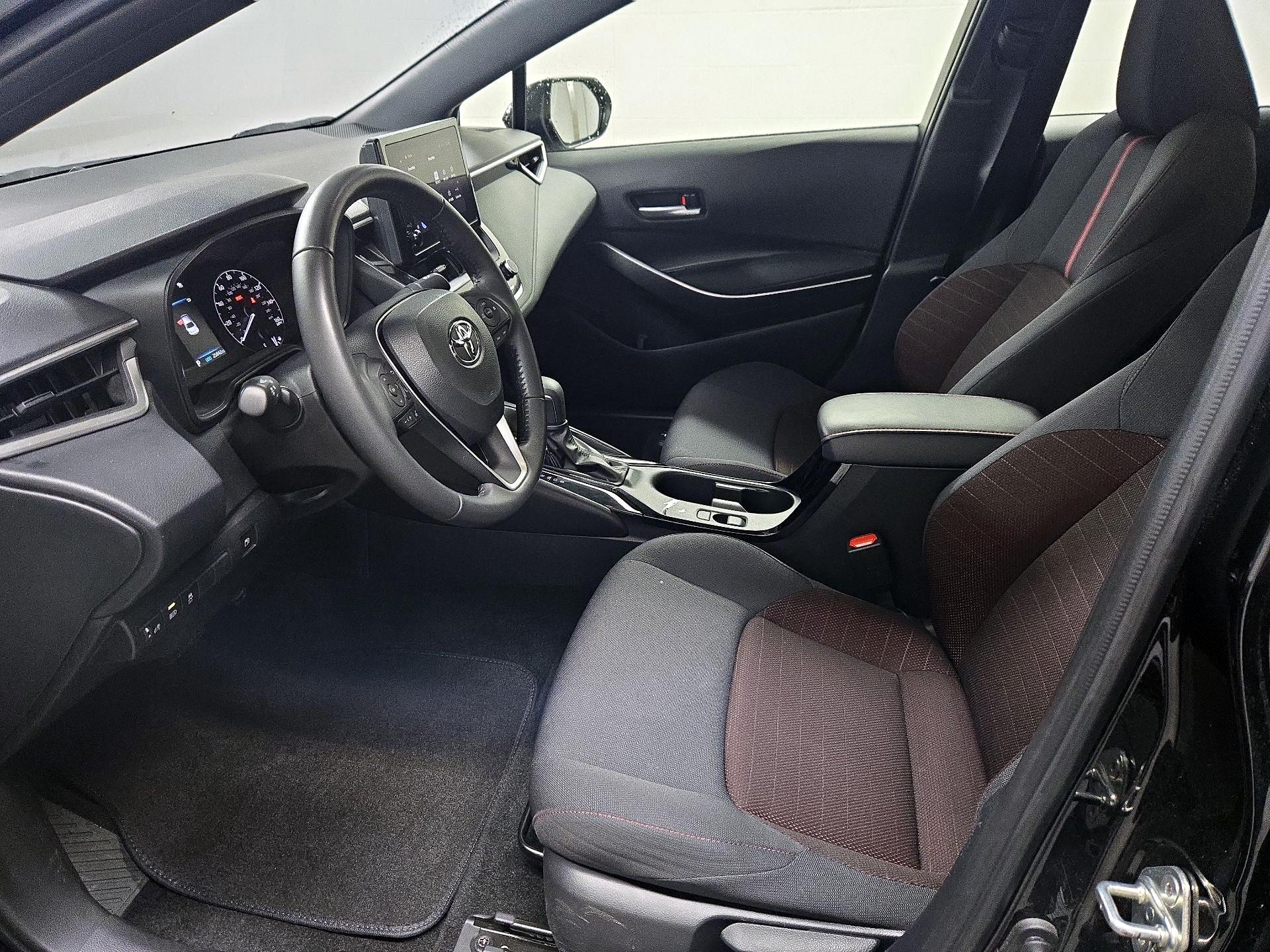 Thumbnail: 2023 Toyota Corolla - 11