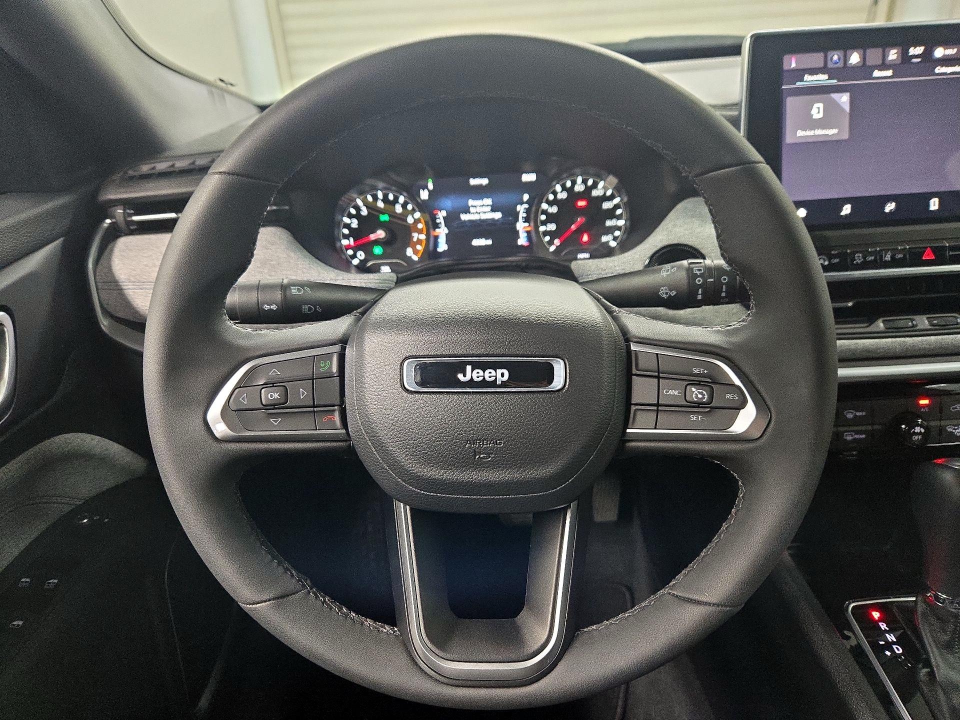 Thumbnail: 2023 Jeep Compass - 10