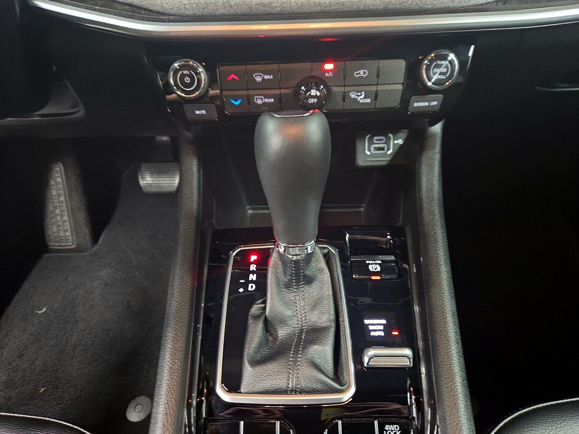 Thumbnail: 2023 Jeep Compass - 17