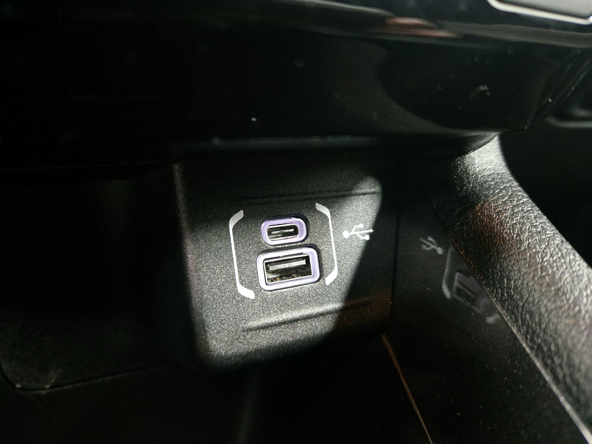 Thumbnail: 2023 Jeep Compass - 18