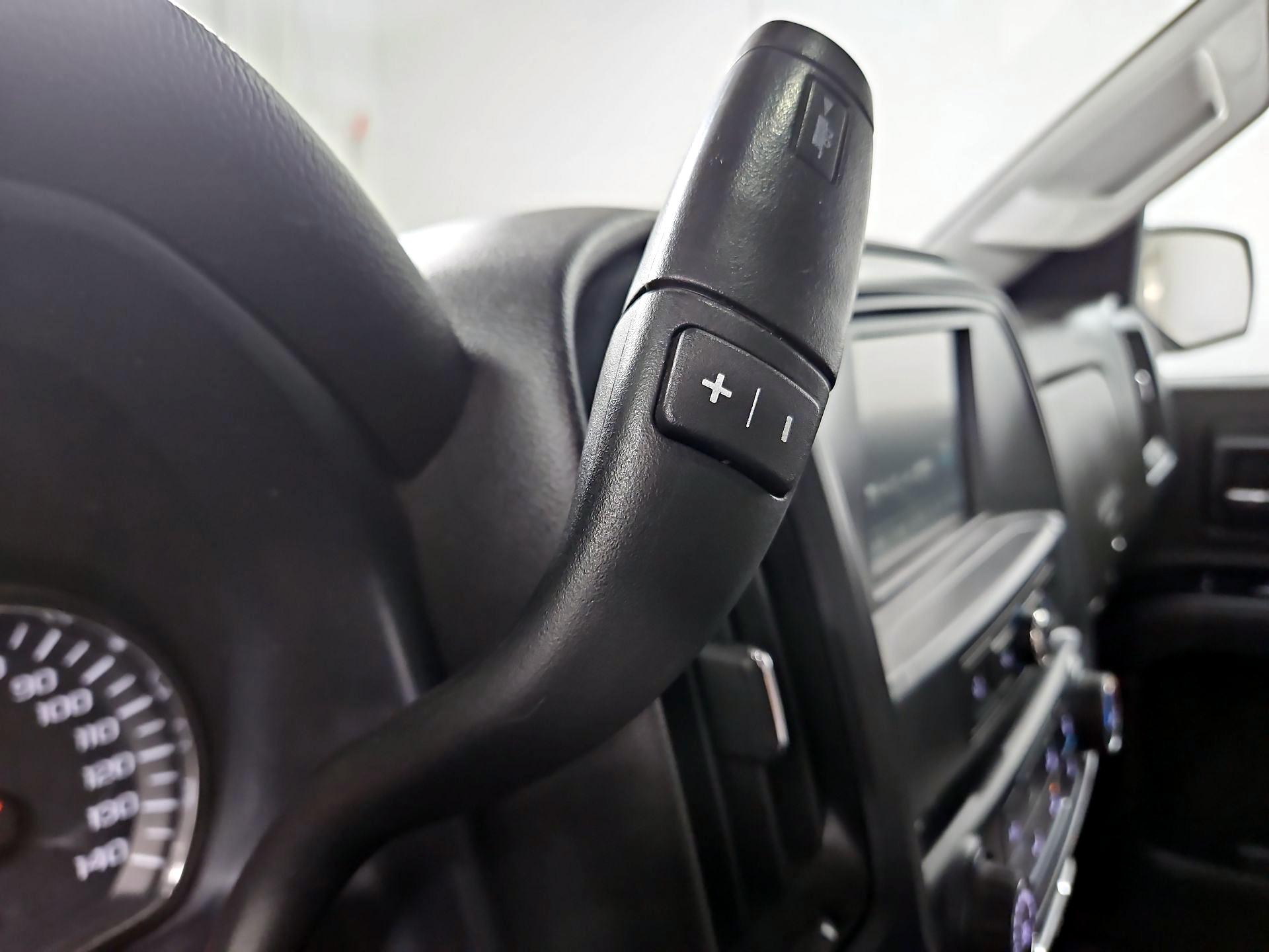 Thumbnail: 2017 Chevrolet Silverado 1500 - 17