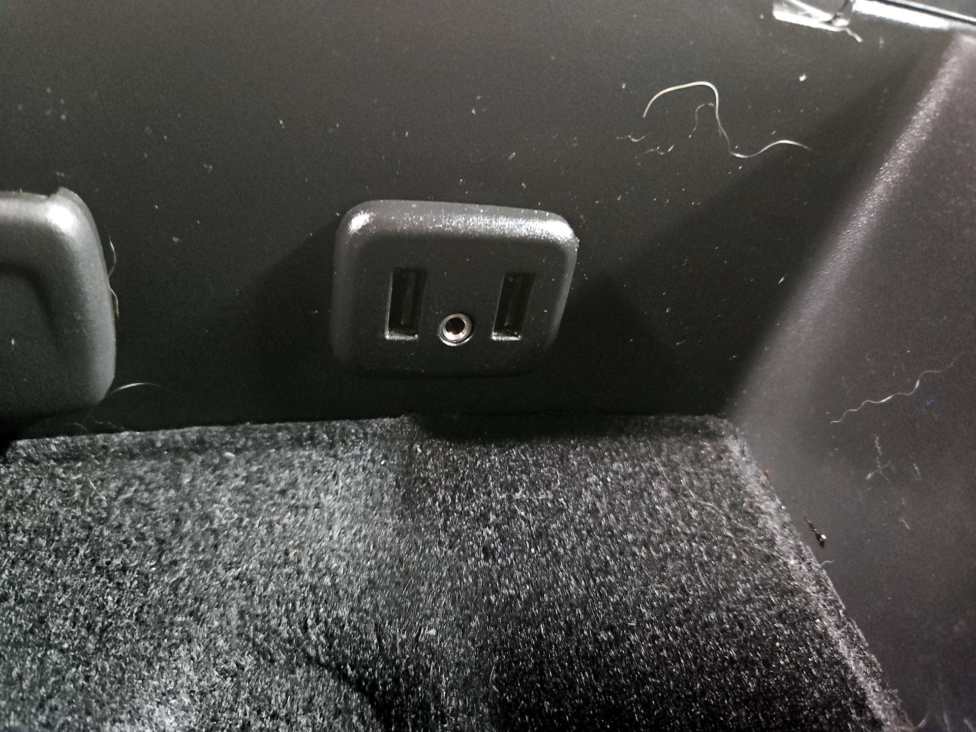 Thumbnail: 2017 Chevrolet Silverado 1500 - 18