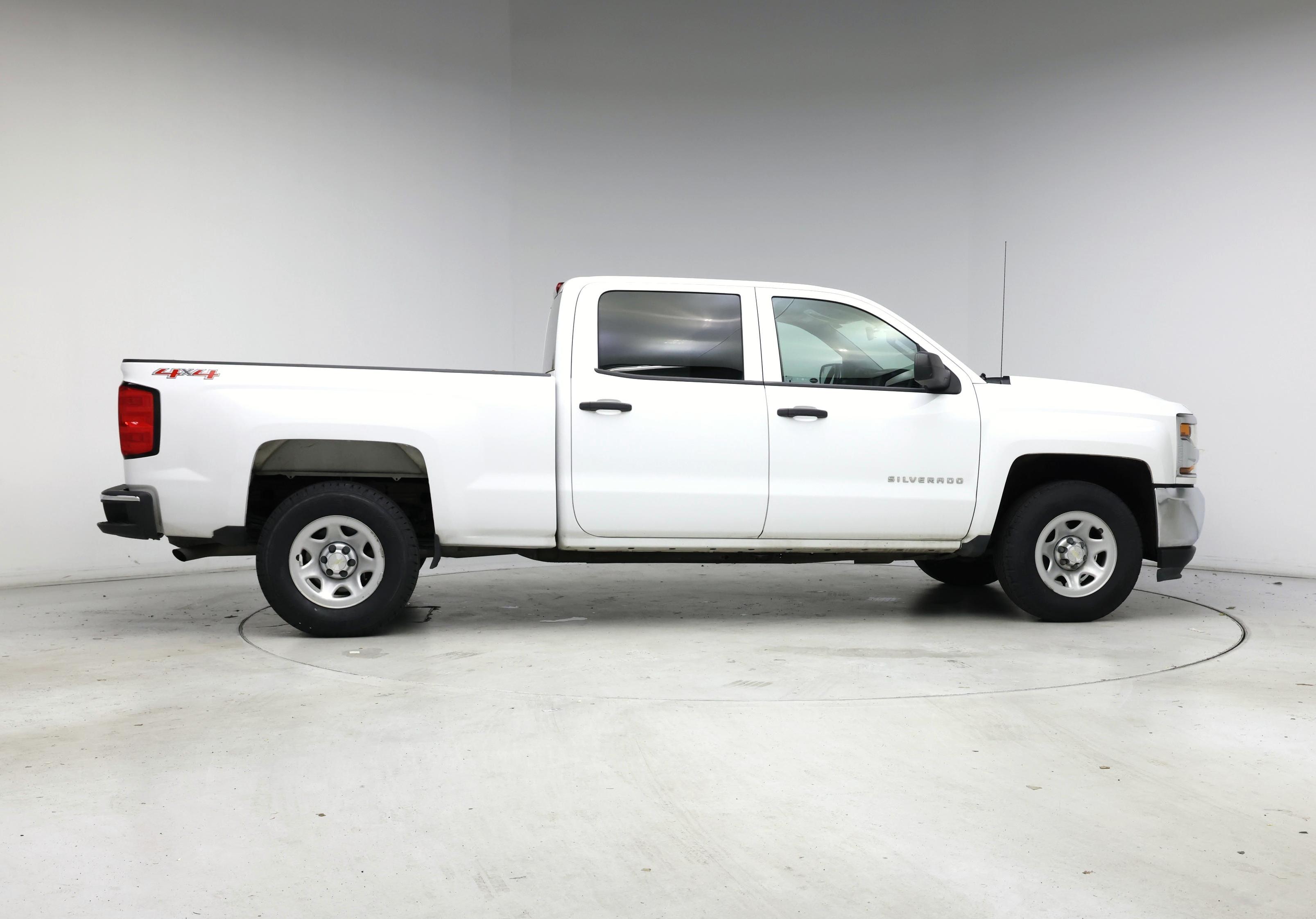 Thumbnail: 2017 Chevrolet Silverado 1500 - 7